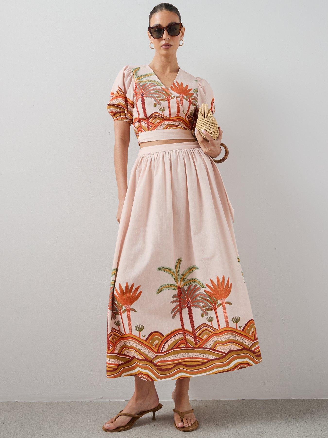 Image 3 of 7 of The Very Collection Tropical Print Maxi Co-Ord Skirt - Orange