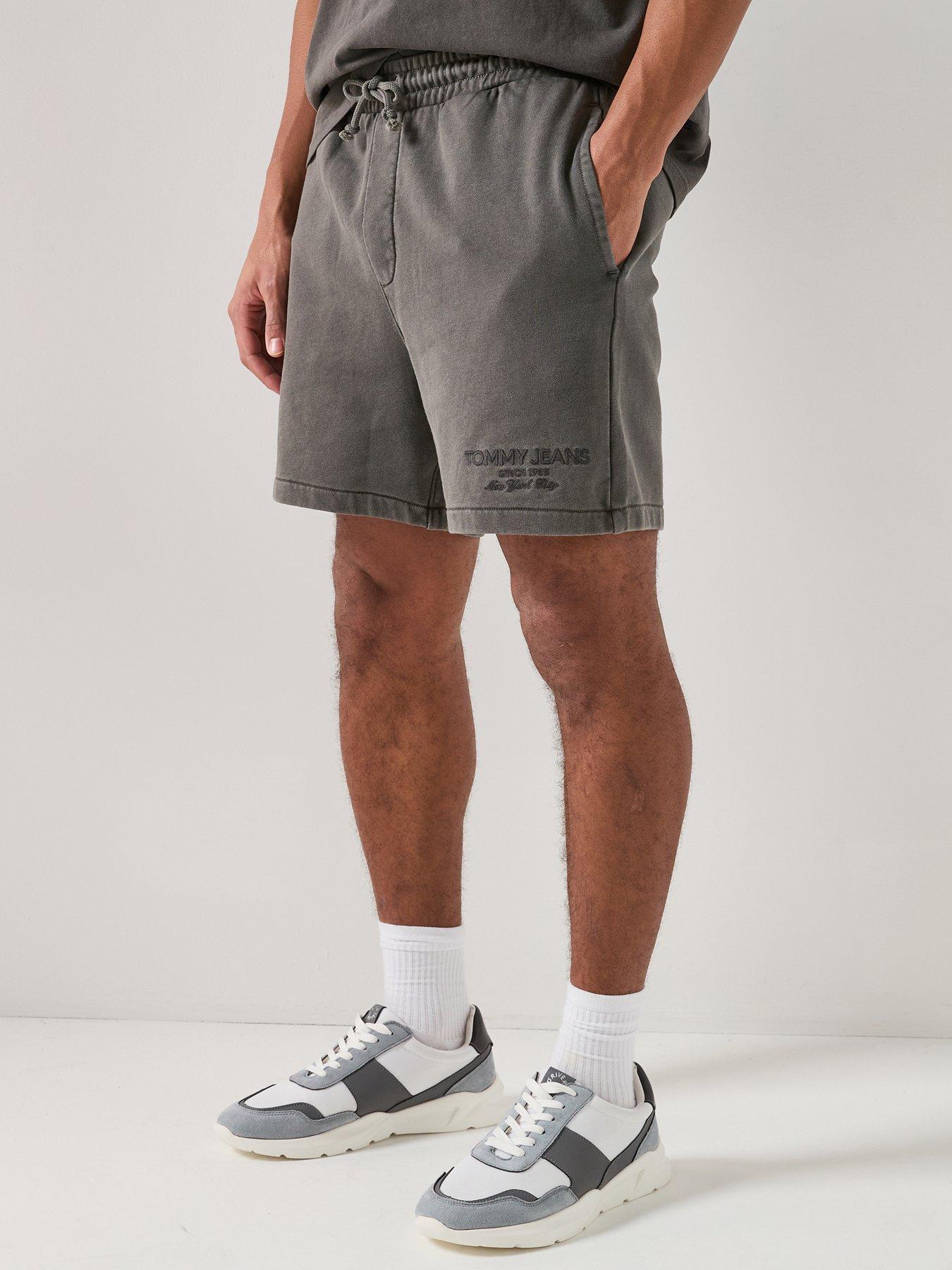 tommy-jeans-washed-classics-beach-sweatshorts-black