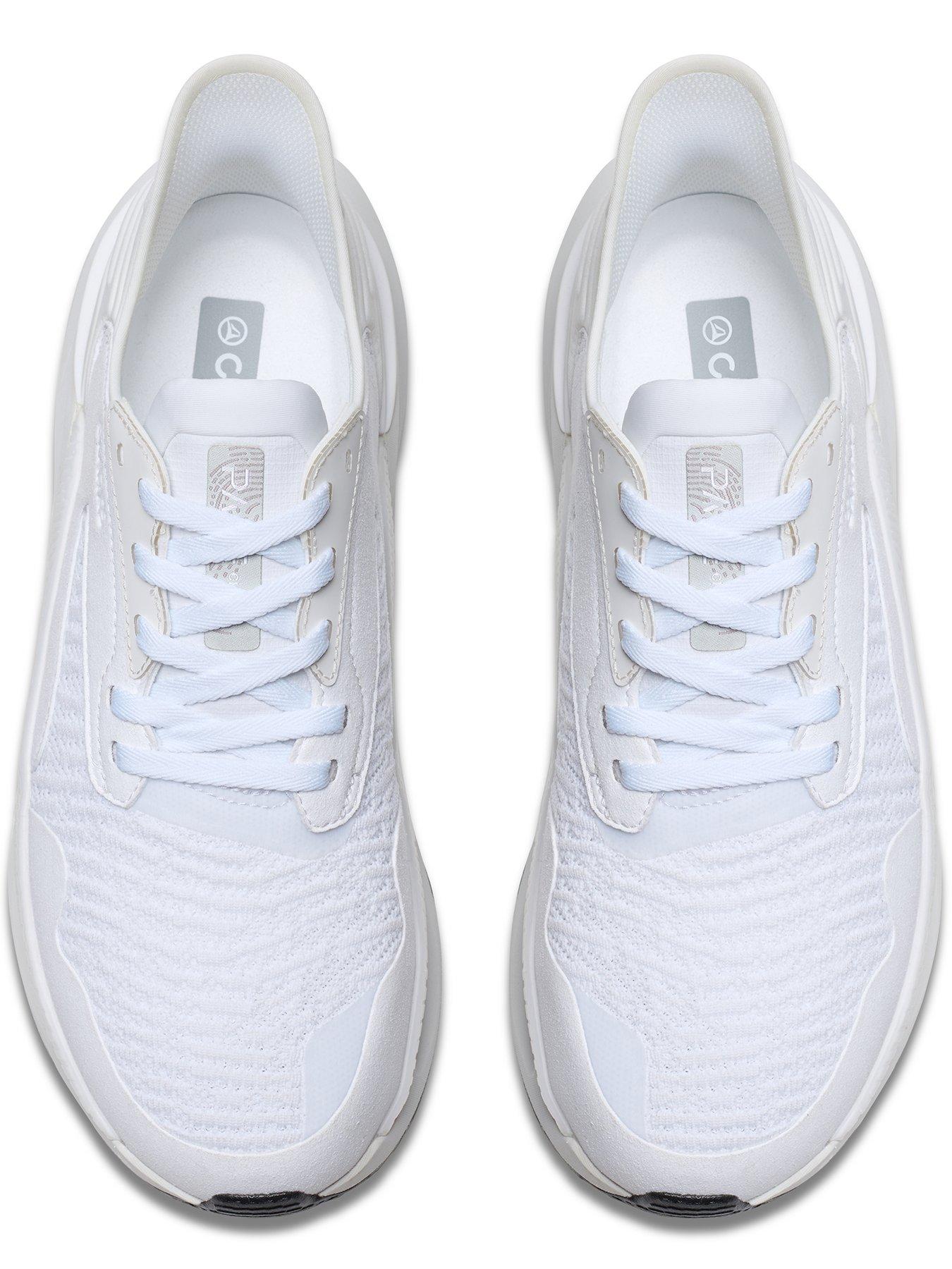 Image 4 of 6 of Clarks Pace Trainers - White