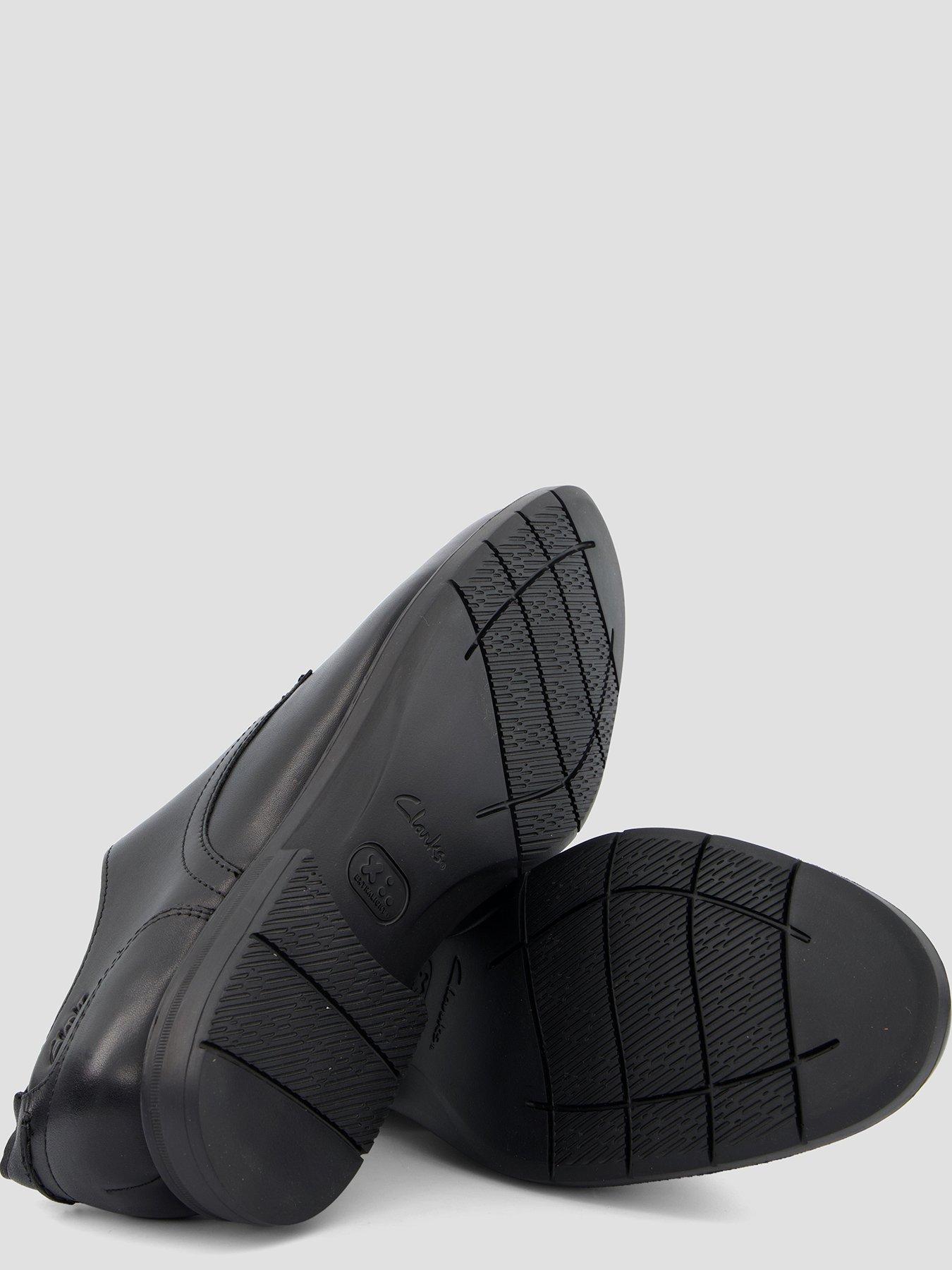 Image 4 of 7 of Clarks Banbury Derby Leather - Black