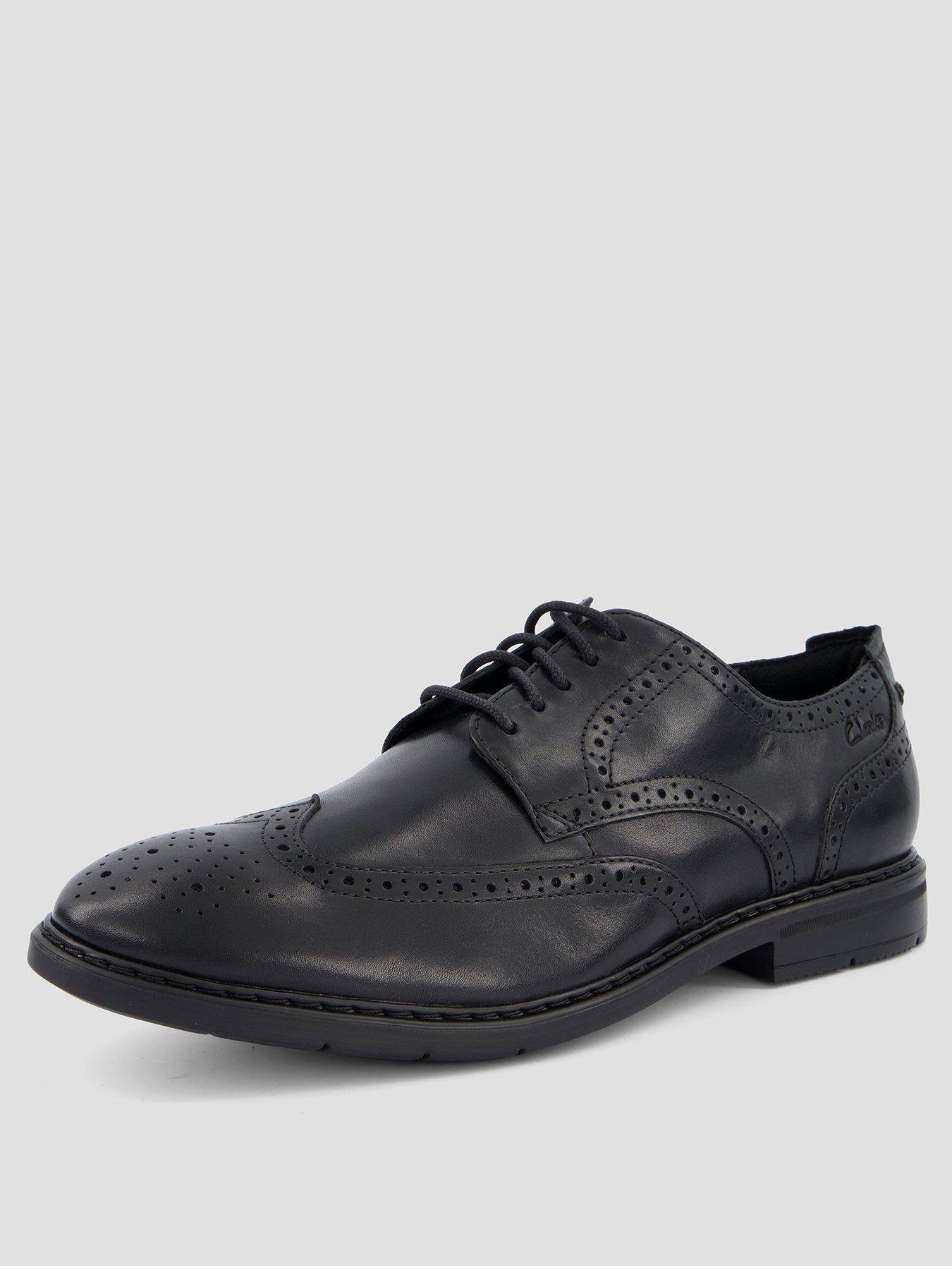 Image 2 of 6 of Clarks Banbury Tip Leather Brogue Shoes - Black