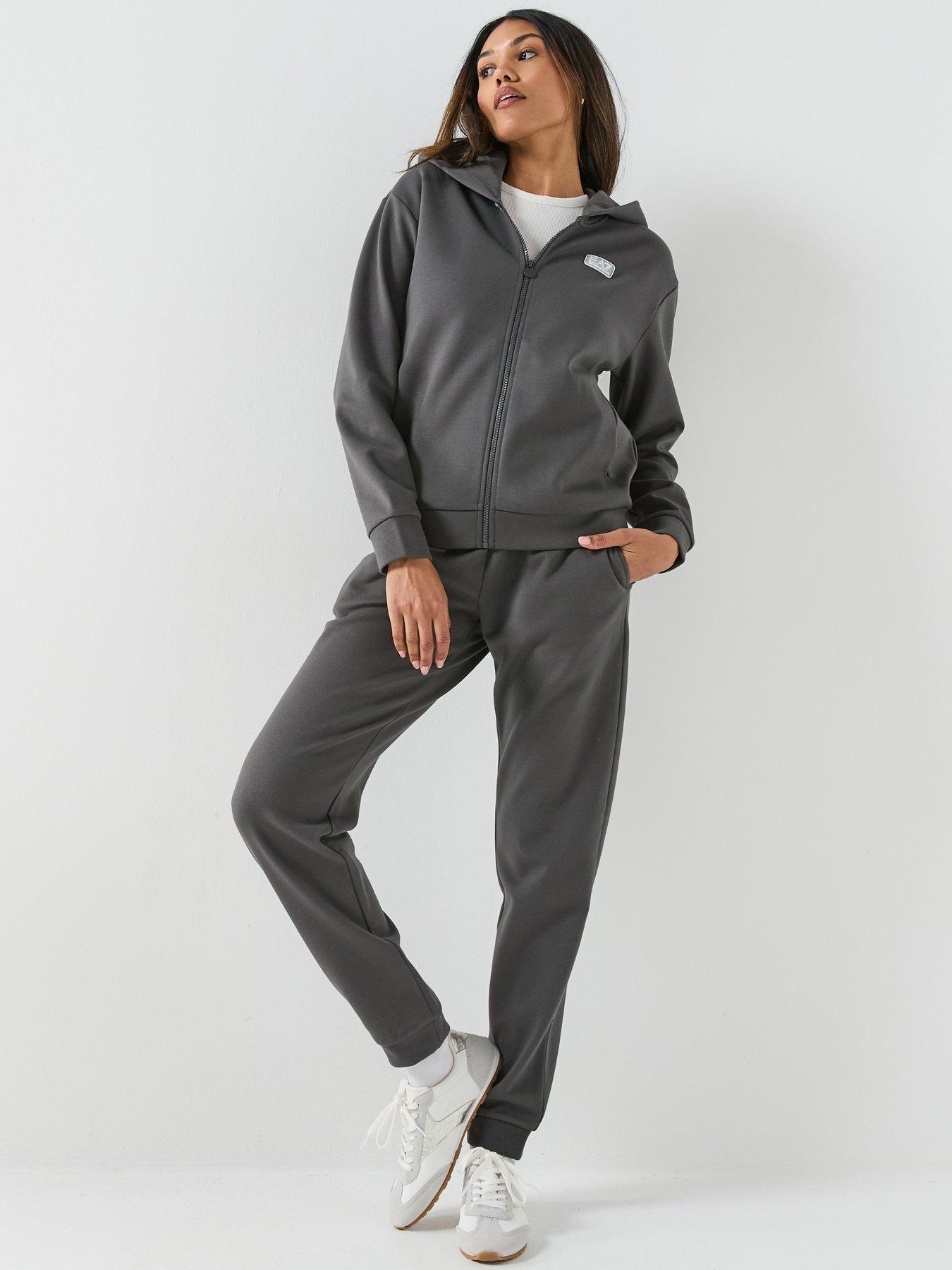 EA7 Emporio Armani Train Logo Series W T-suit Ho Fz Pants Ch Essential Br - Train Logo Series W T-suit Ho Fz Pants Ch Essential Br