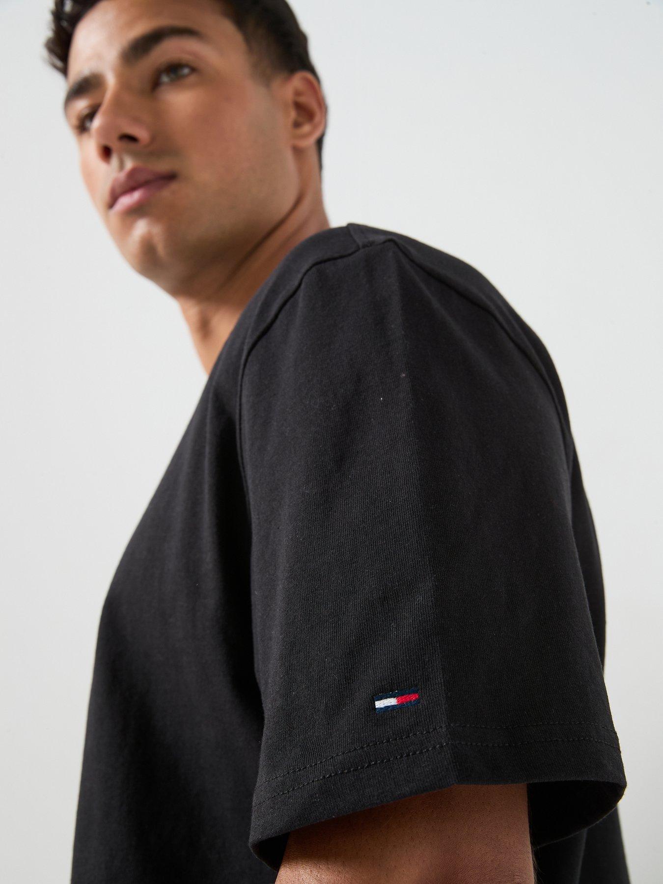 Image 5 of 5 of Tommy Jeans 90s Vintage LA T-Shirt - Black