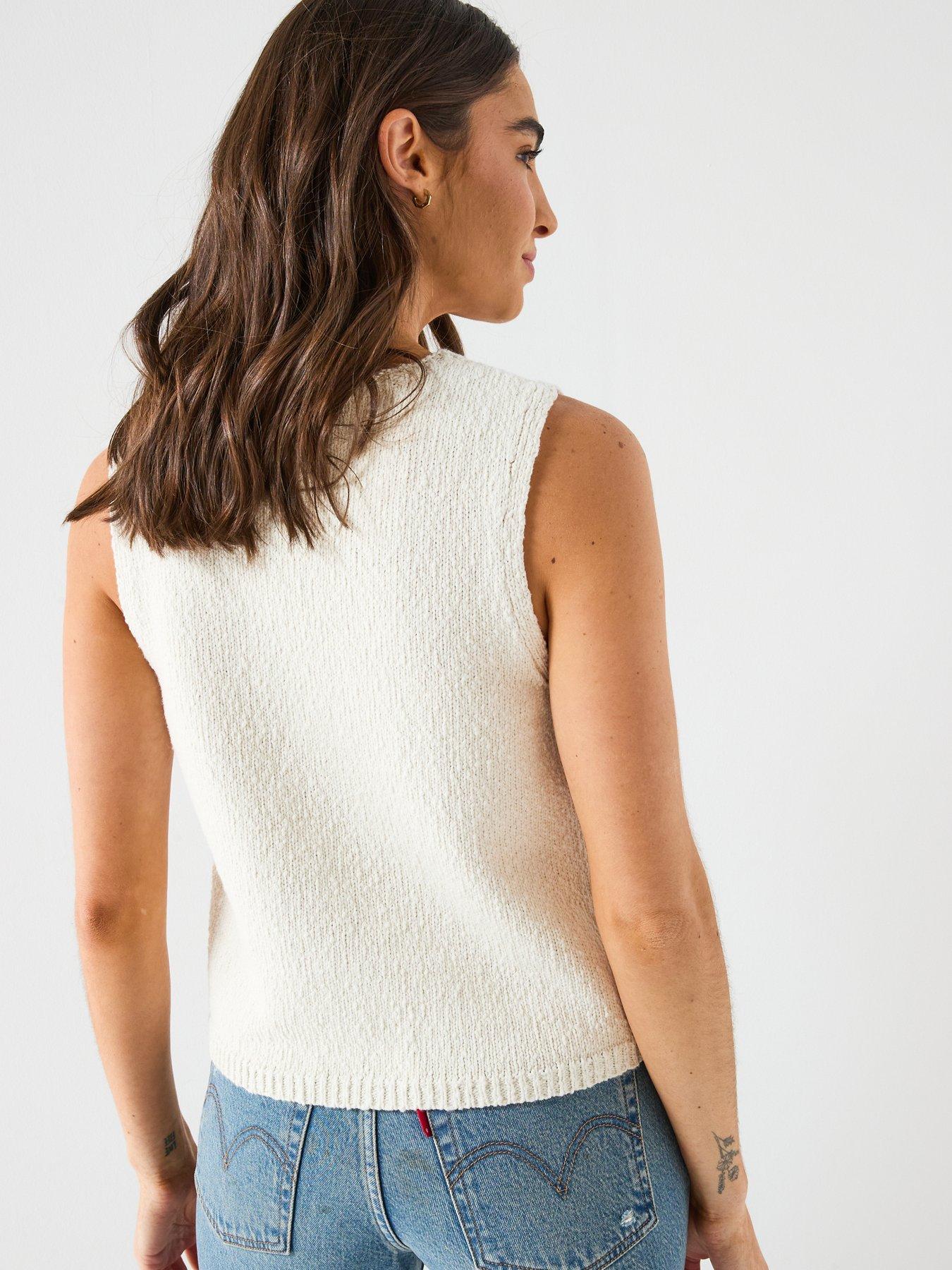 Image 2 of 6 of Levi's Helen Mini Boucle Vest