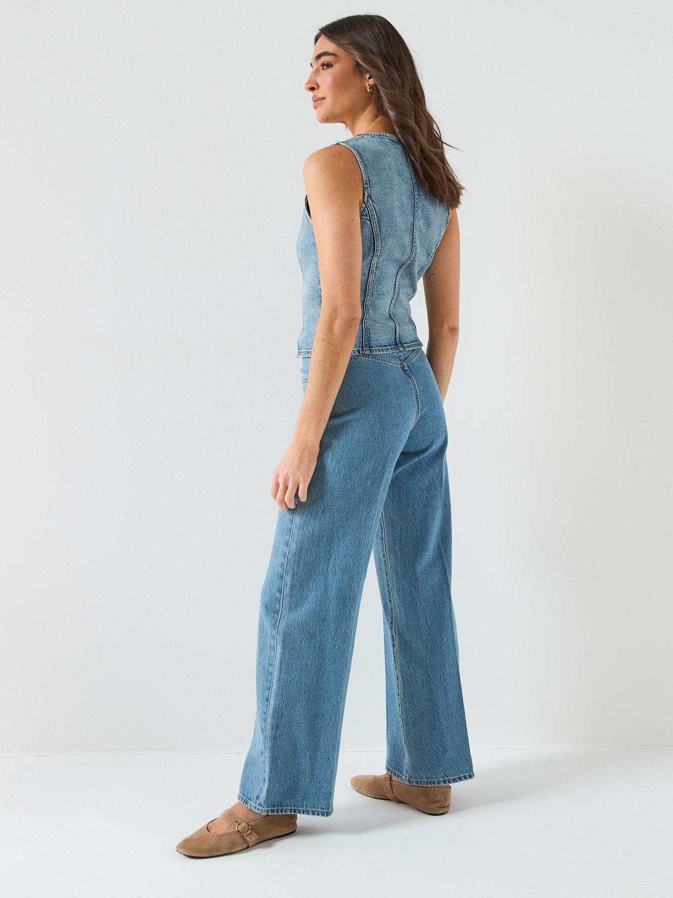 Image 5 of 6 of Levi's Sculpted Top - Blue