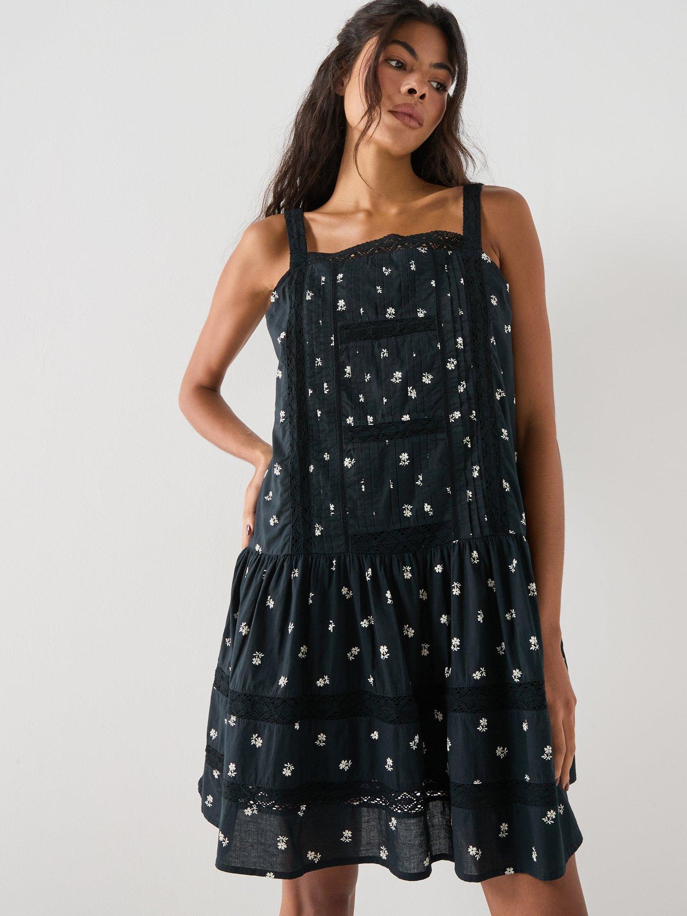 black levi dress Levi's Tiered Issa Dress in Caviar Black