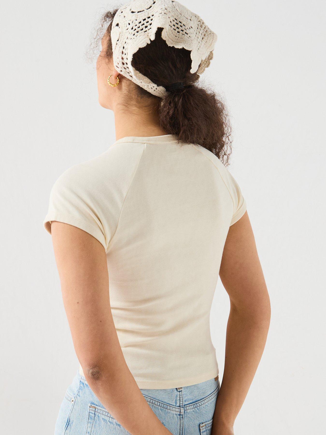 Image 2 of 6 of Levi's Gr Riley Raglan Tee - Beige