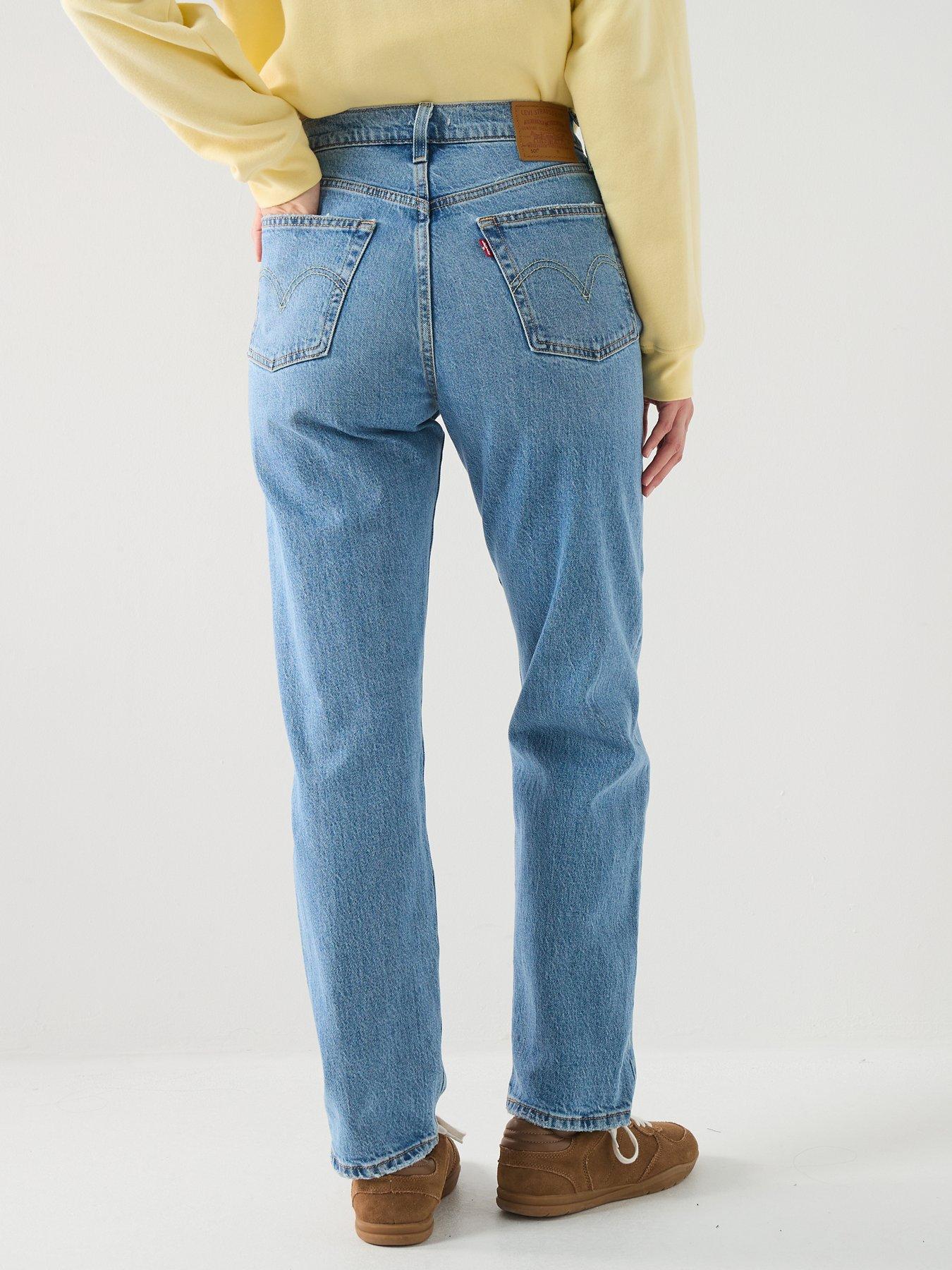 Image 2 of 6 of Levi's 501 Crop