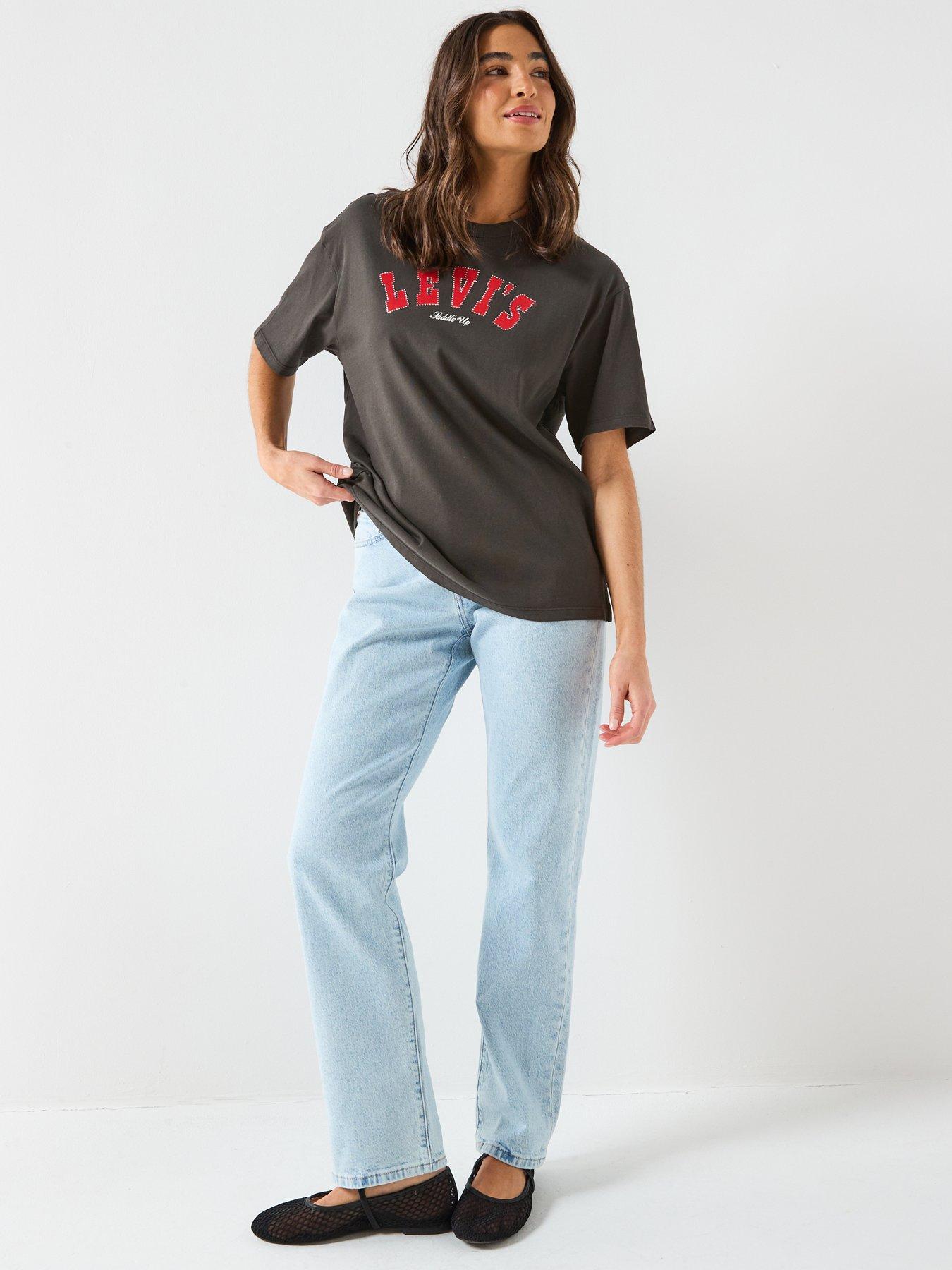 Image 3 of 6 of Levi's Graphic Tabor Tee - Black