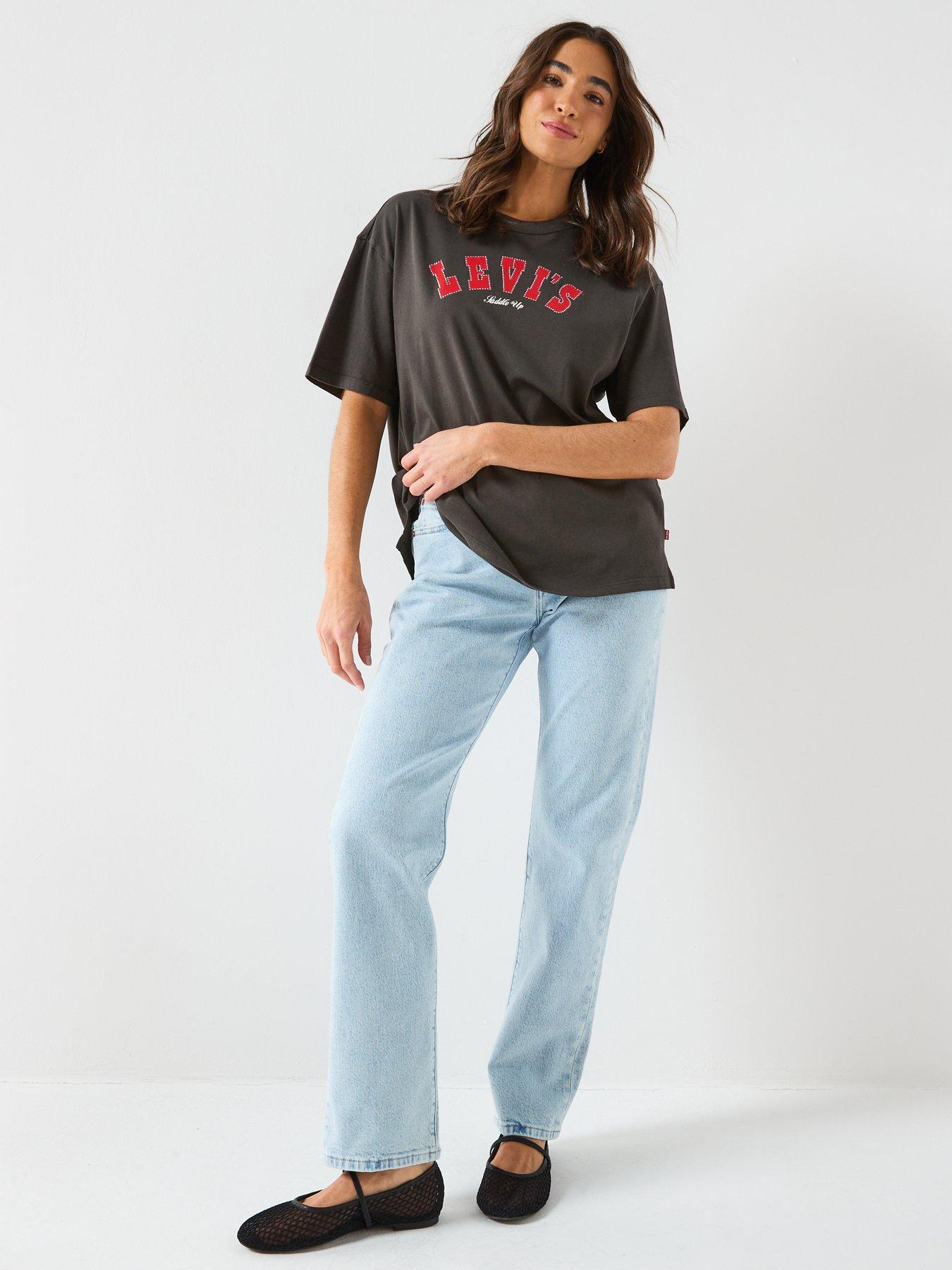 Image 5 of 6 of Levi's Graphic Tabor Tee - Black