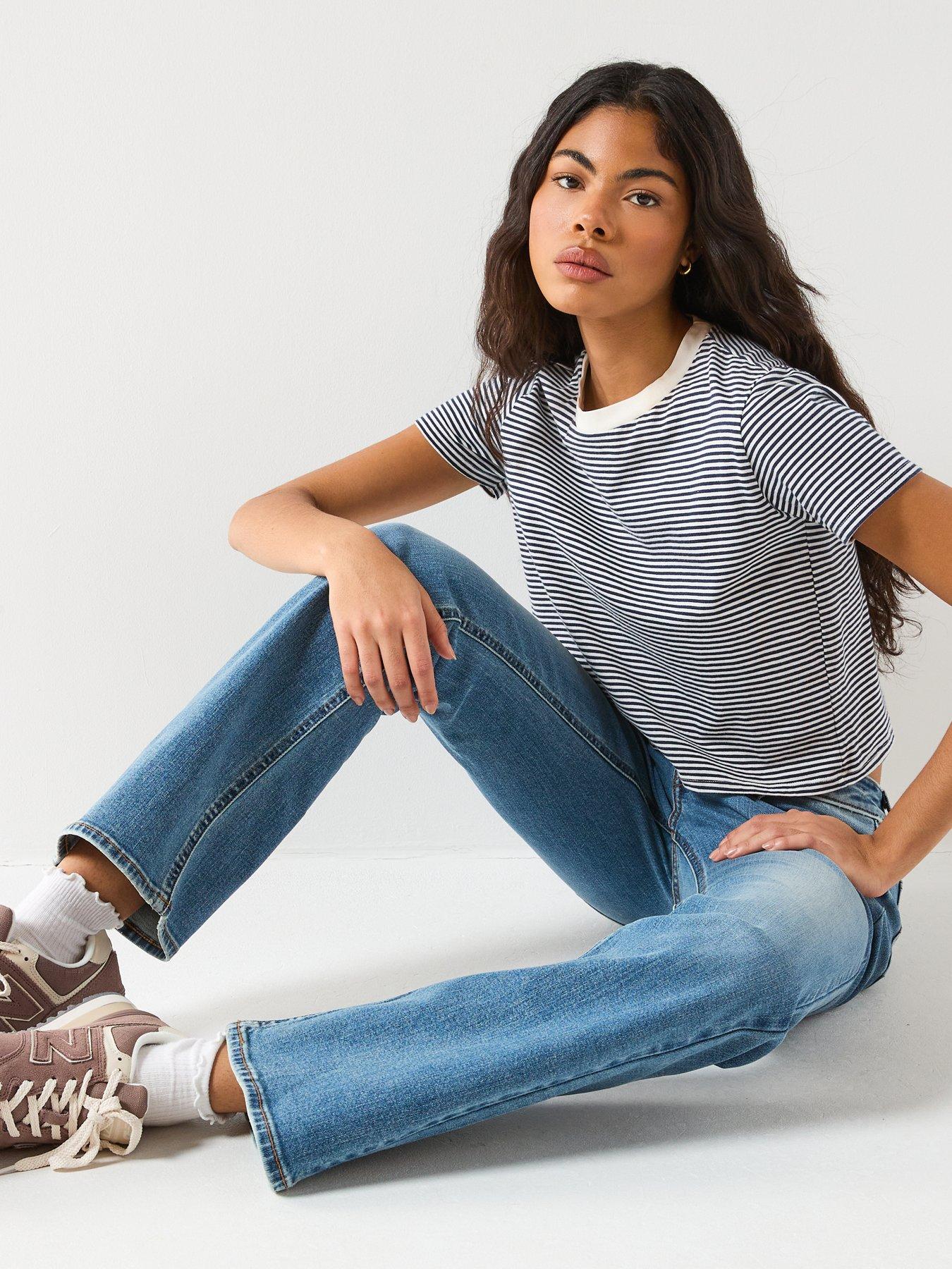 Image 4 of 6 of Levi's Levi&rsquo;s SuperLow Y2K Low Rise Bootcut Stretch Jeans &ndash; Medium Indigo Stonewash