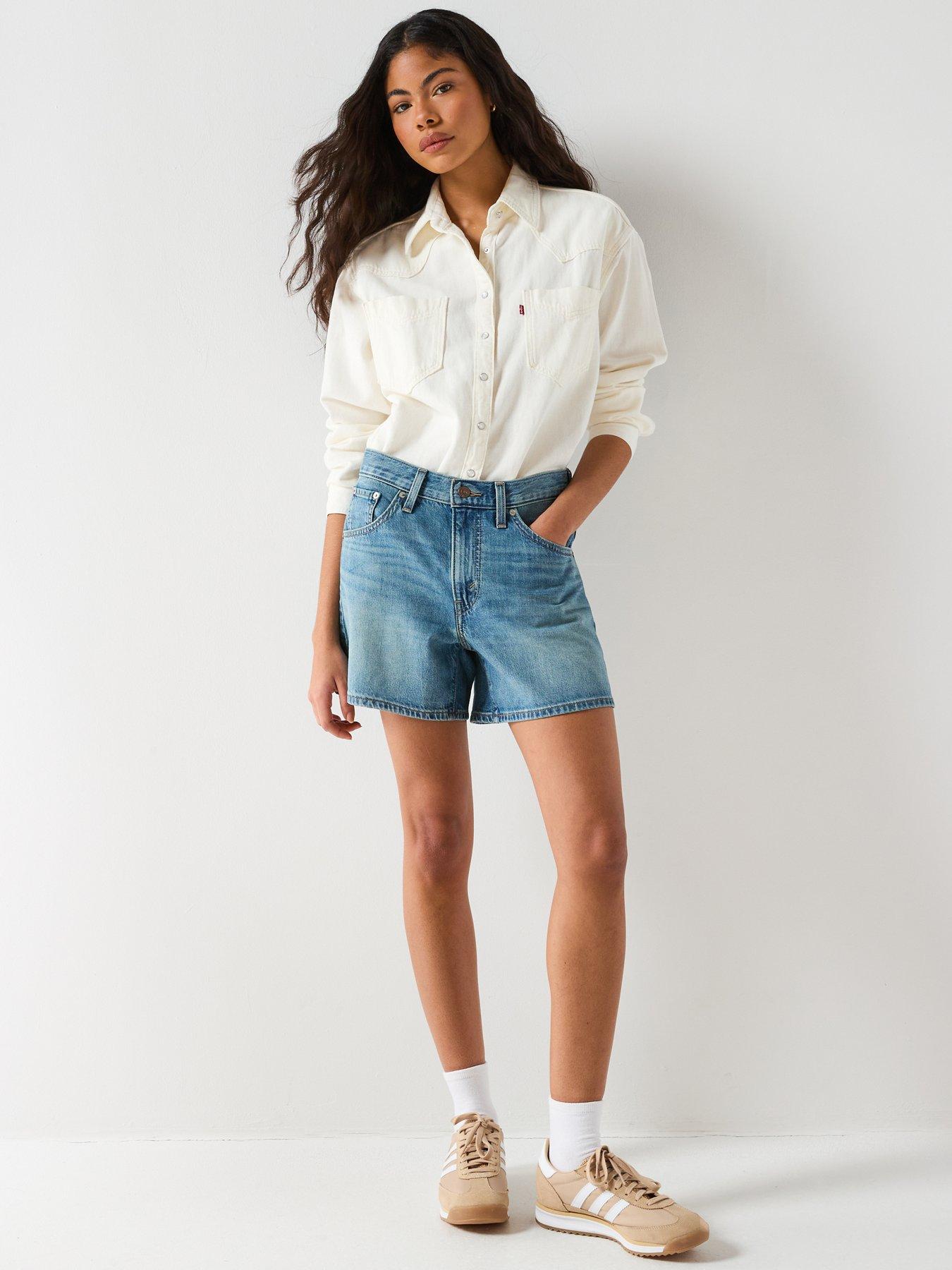 Image 3 of 6 of Levi's Cinch Mid-Thigh Shorts - Blue