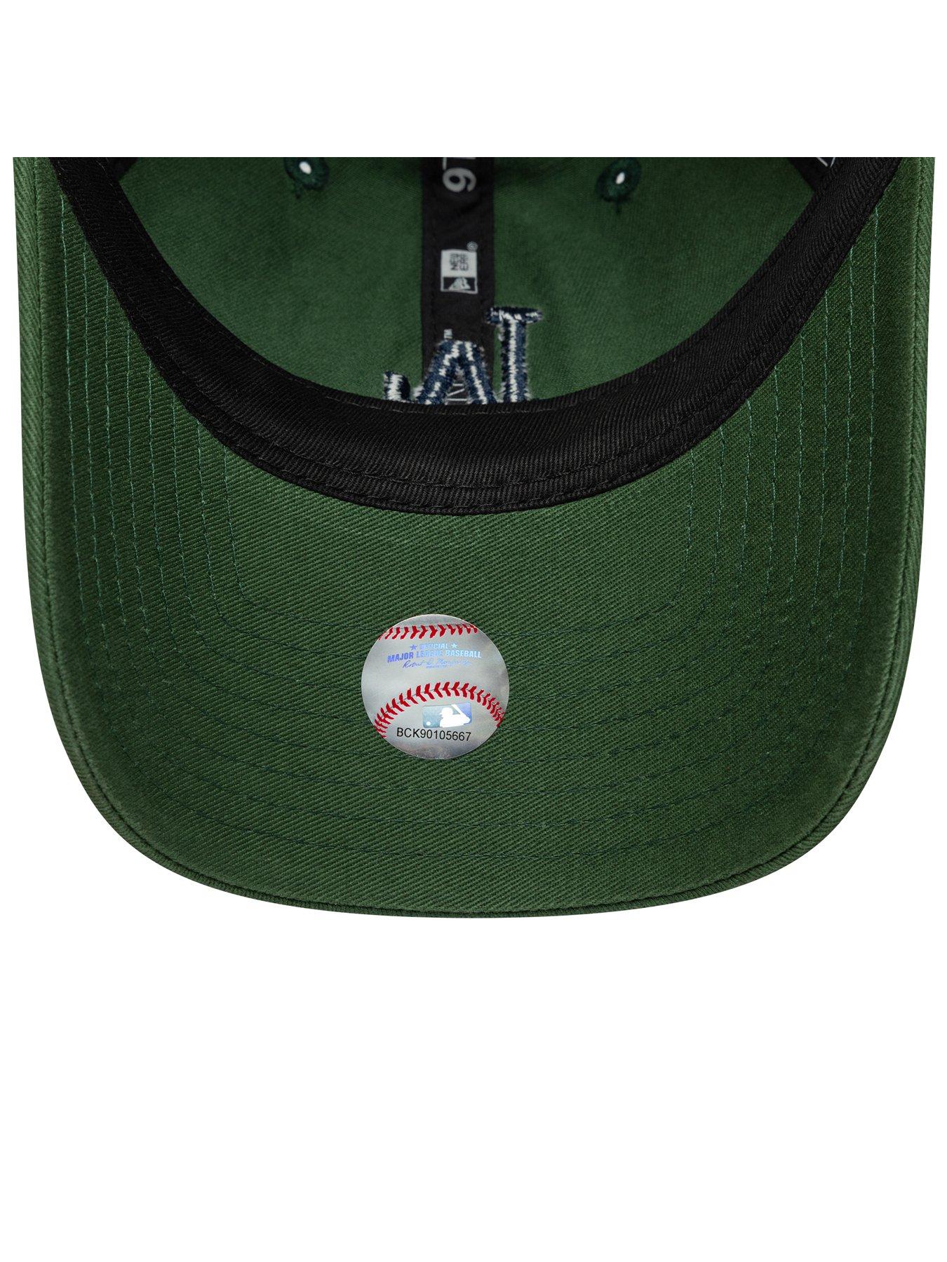 Image 5 of 5 of New Era New Era Washed Script 9twenty Cap - Green