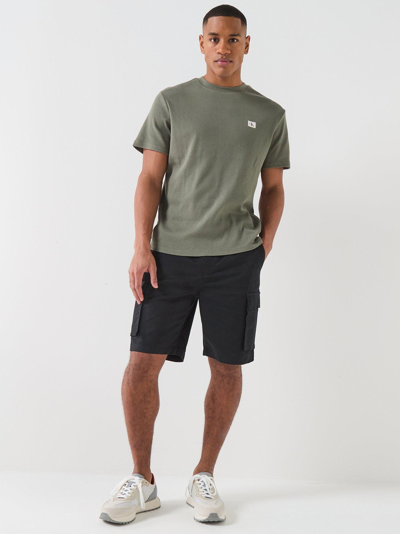 Image 5 of 5 of Calvin Klein Jeans Straight Cotton Cargo Shorts - Black