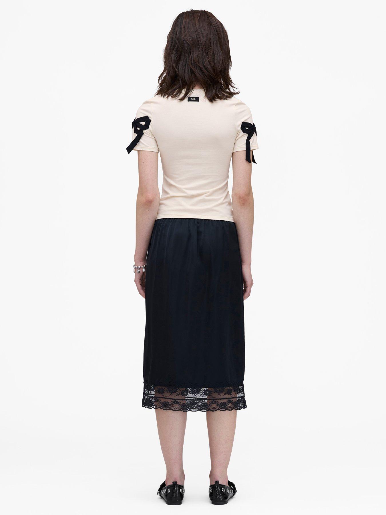 Image 2 of 5 of MARC JACOBS Bow Shrunken Tee - Off White