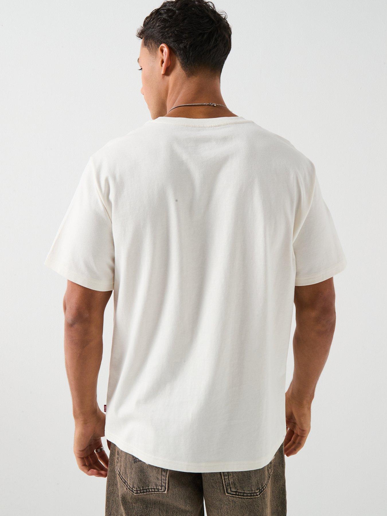 Image 2 of 6 of Levi's Levi's Cowboy Batwing Graphic Relaxed Fit T-shirt