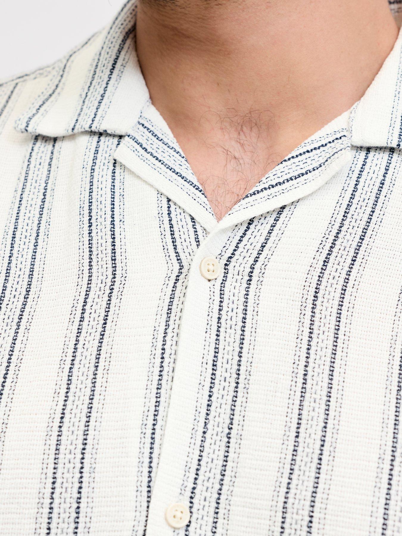 Image 5 of 7 of Jack & Jones Plus Coba Stripe Short Sleeve Resort Shirt - White