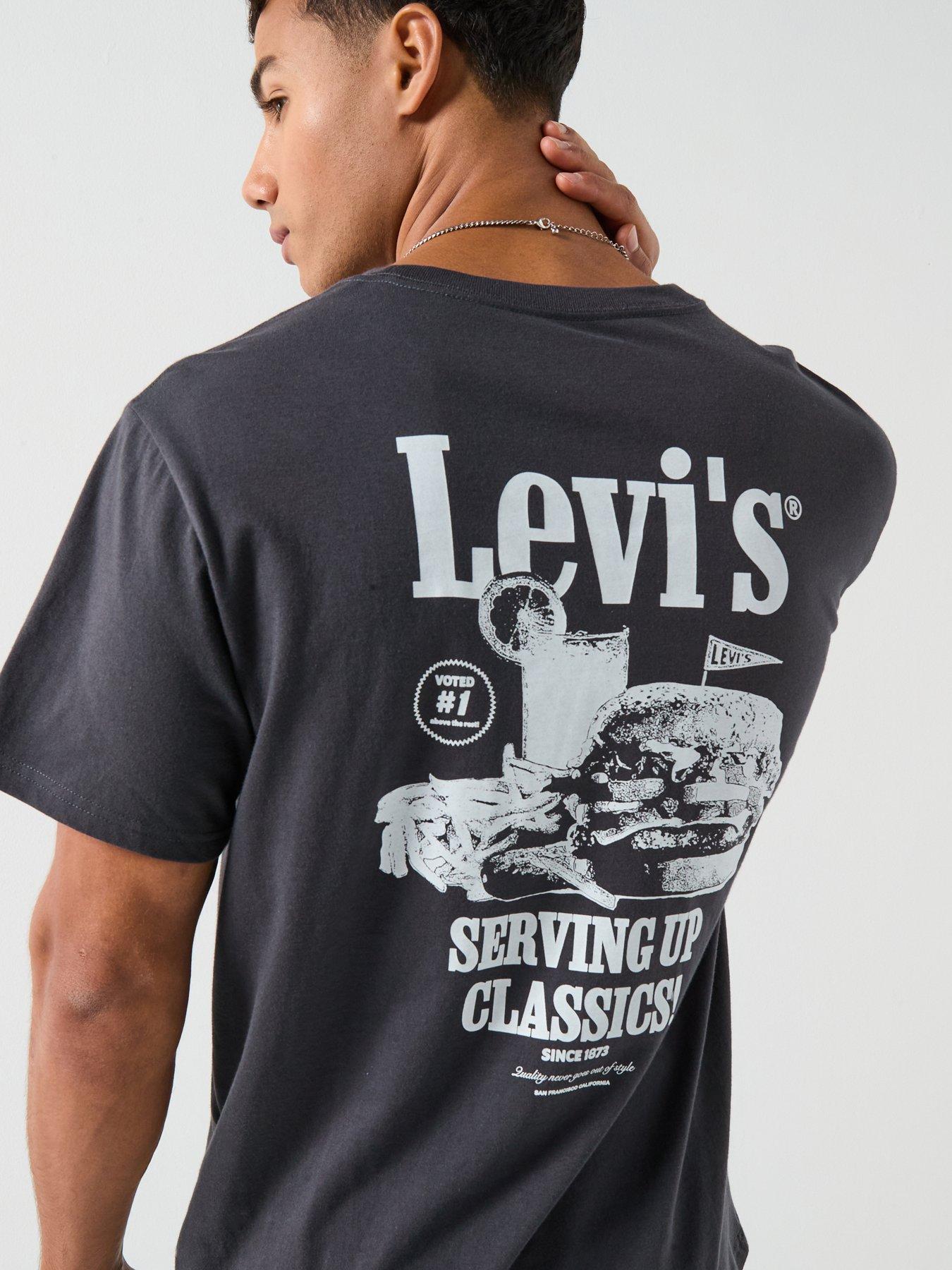 Image 4 of 6 of Levi's Levi's Serving Up Classics Back Graphic Relaxed Fit T-shirt