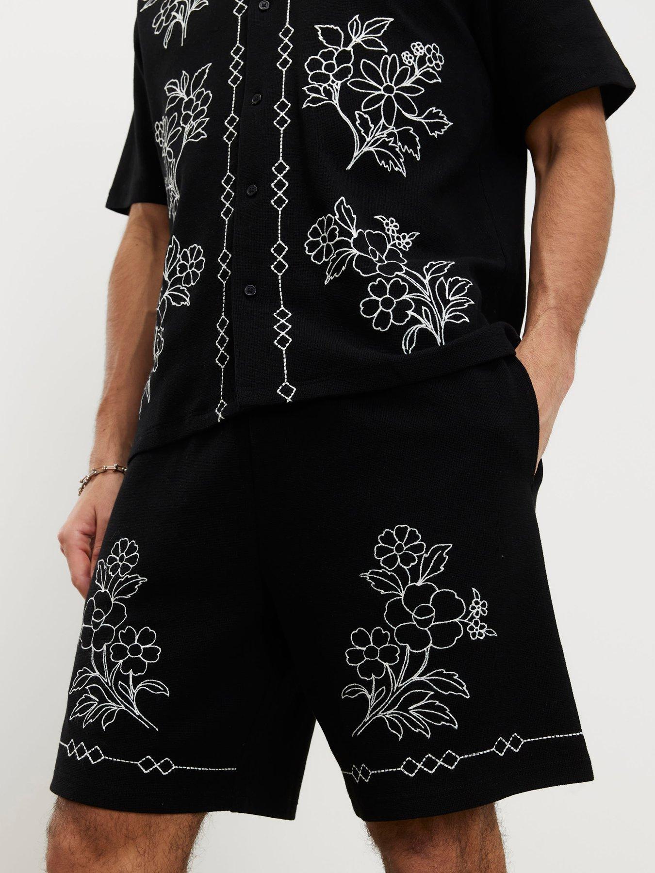 river-island-floral-embroidered-shorts-black