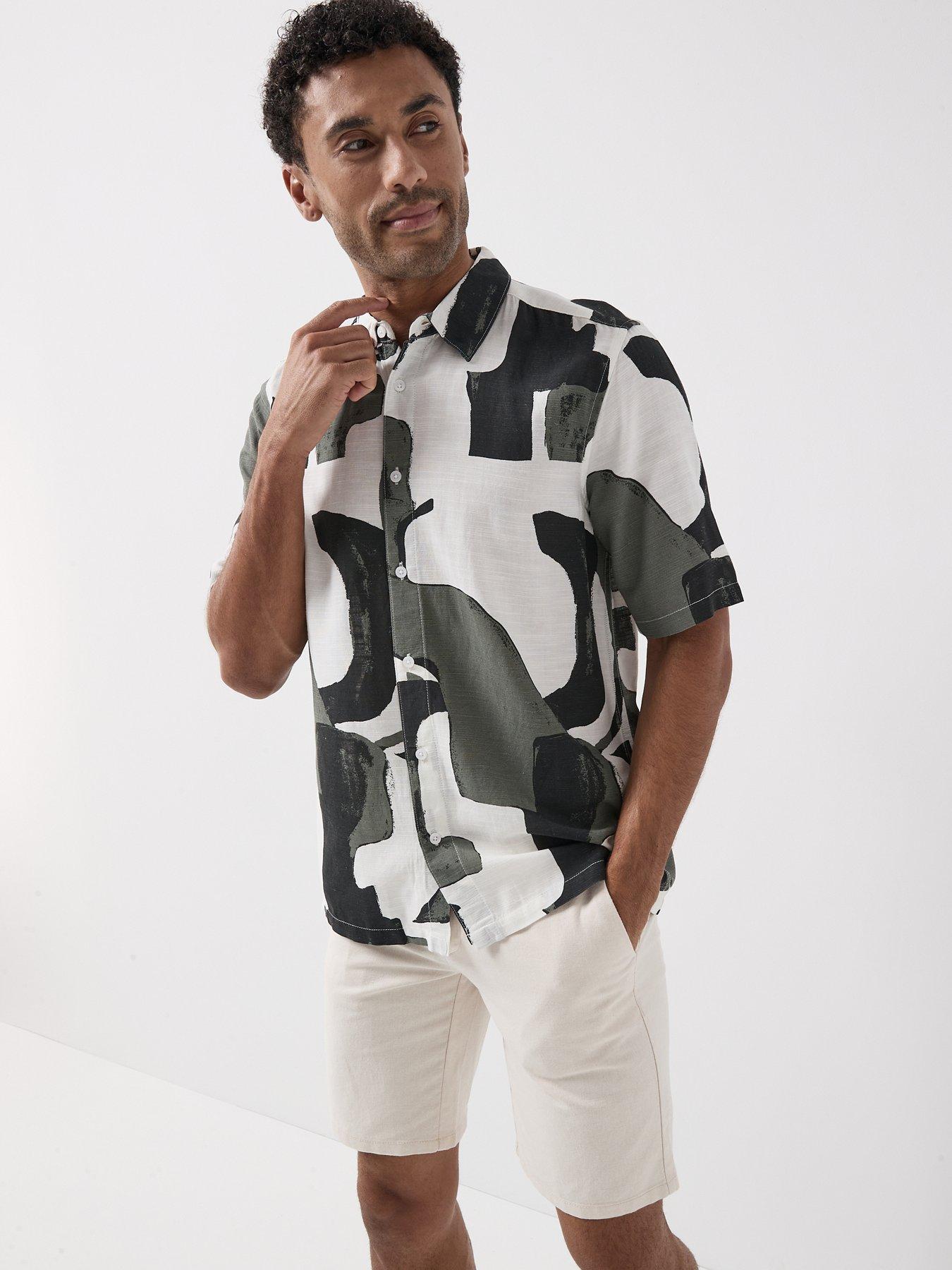 Image 5 of 6 of ONLY & SONS Sharvi&nbsp;Printed Short Sleeve Shirt - Black