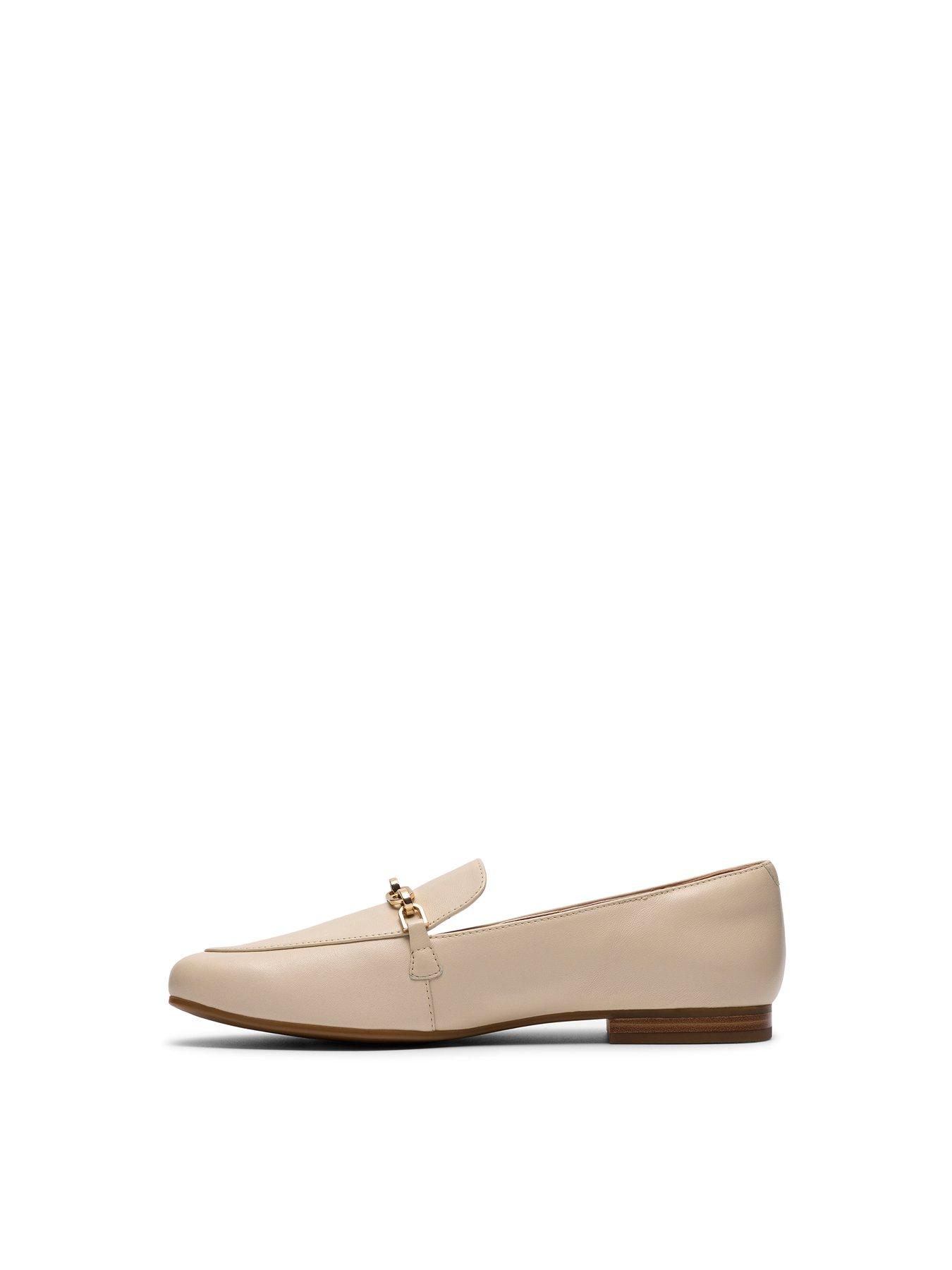 Image 6 of 6 of Clarks Tamna Iris Shoes - White Leather