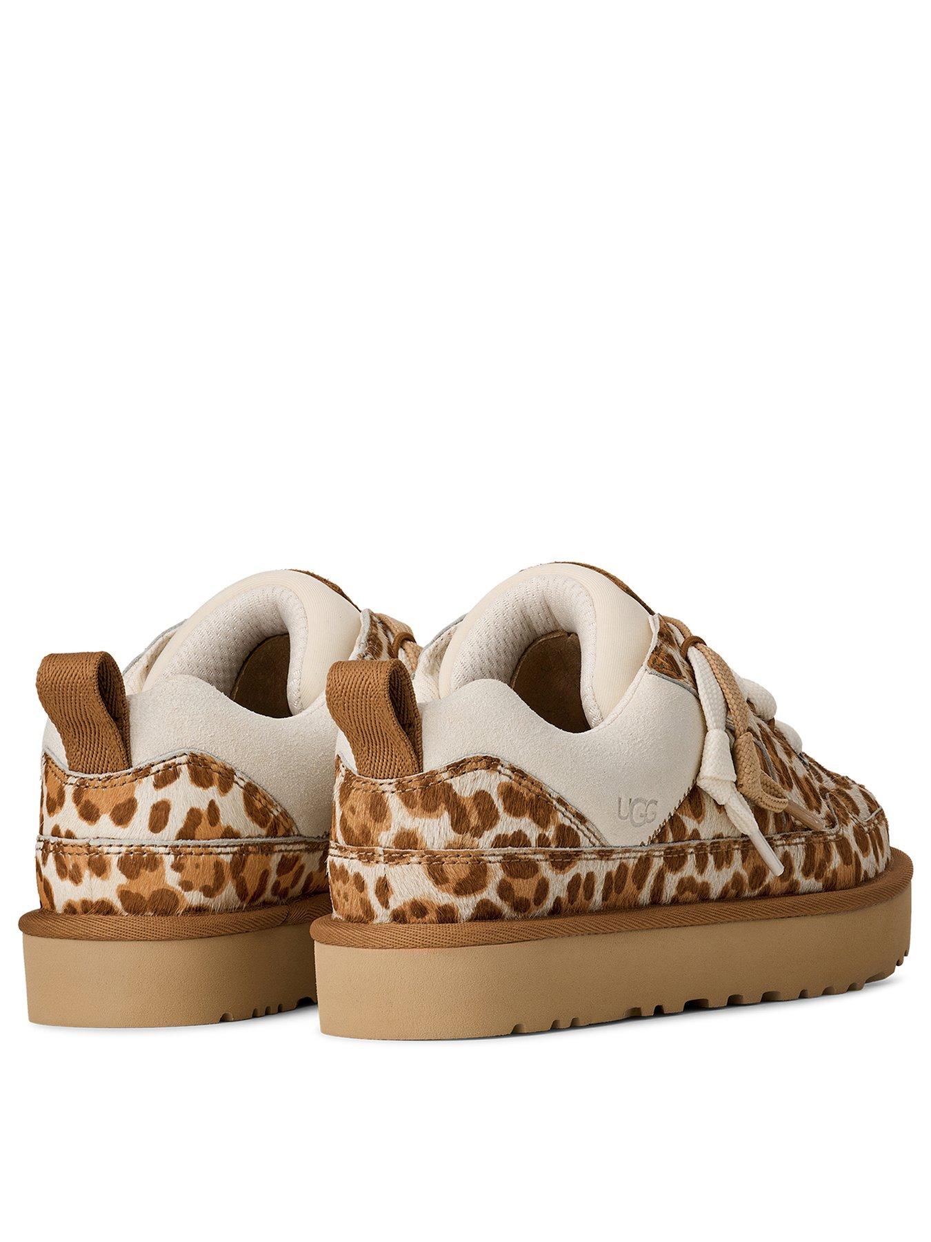 Image 3 of 7 of UGG W LO LOWMEL PLAINS