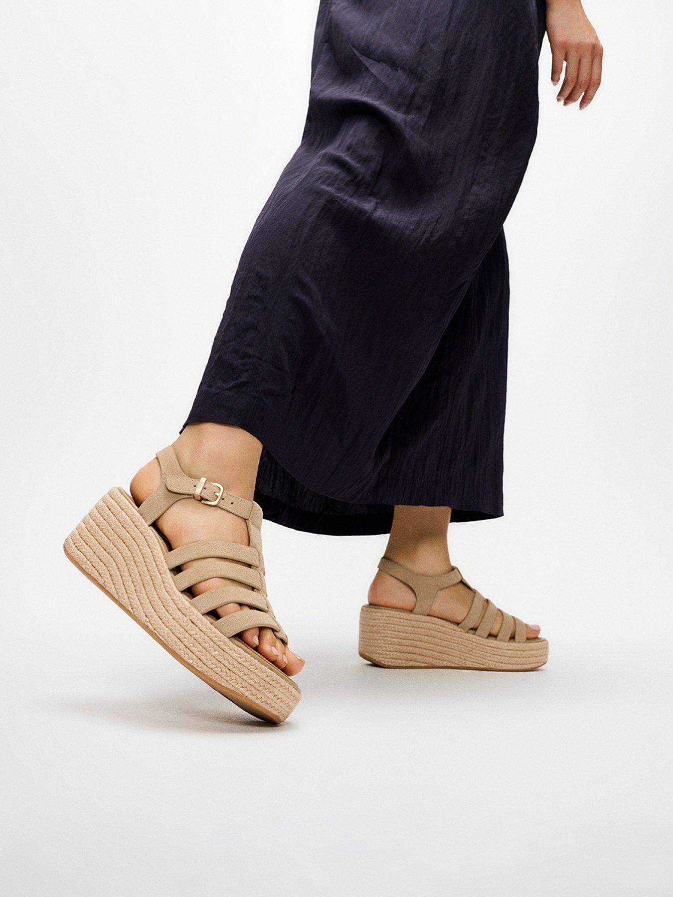 FitFlop Platfforms Espadraille Leather Fisherman Wedge Sandals - Cappuccino