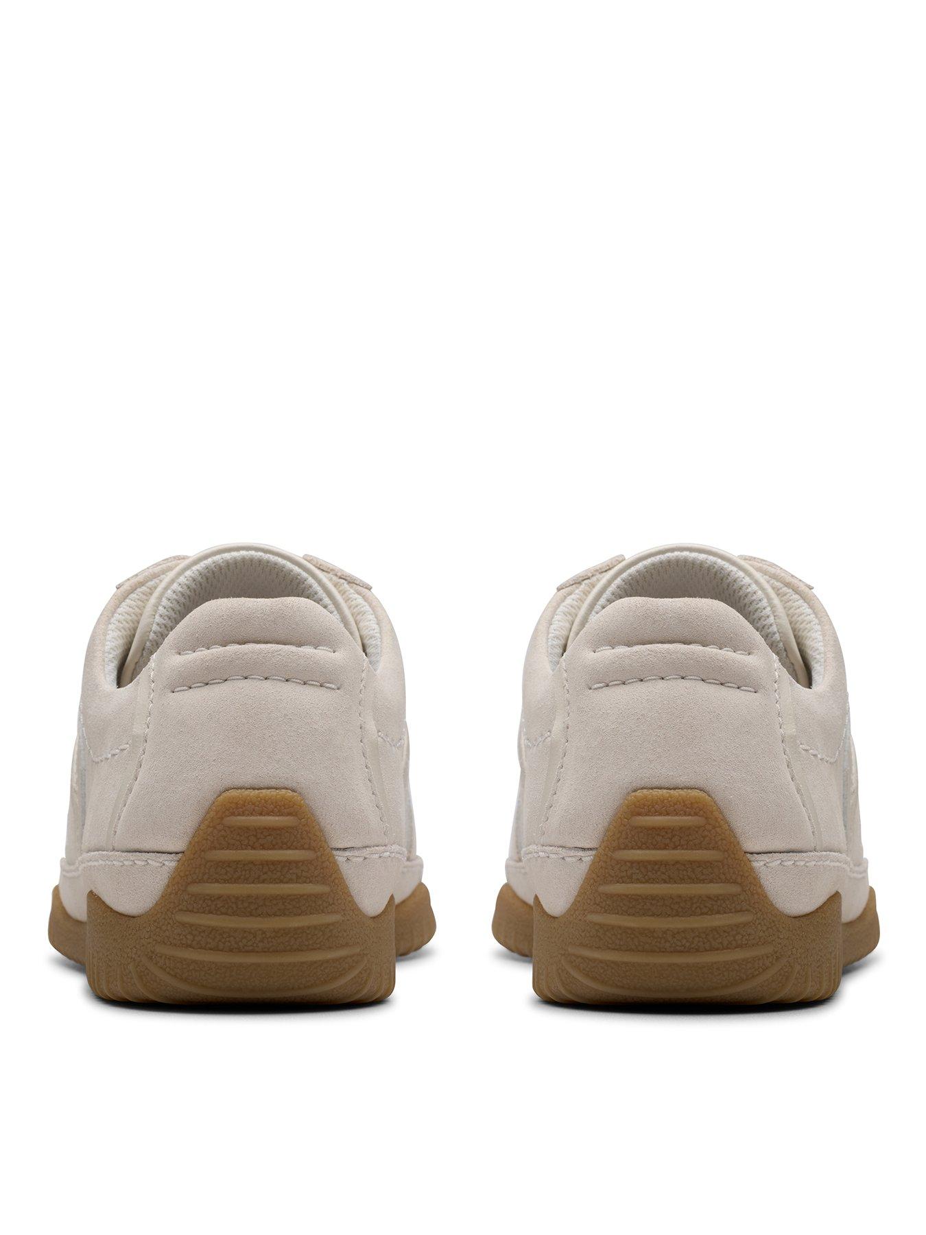 Image 3 of 6 of Clarks Meridor Lo Trainer - Off White