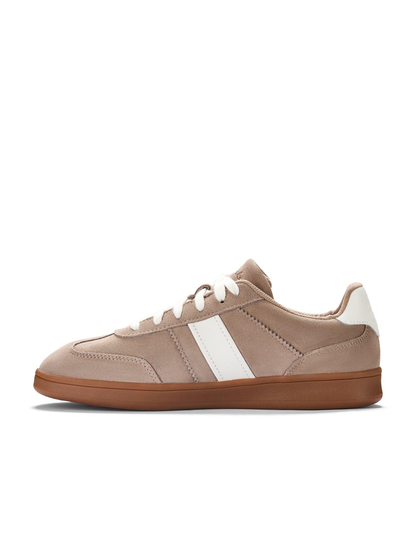 Image 6 of 6 of Clarks Seco Speed Suede Trainer - Light Brown