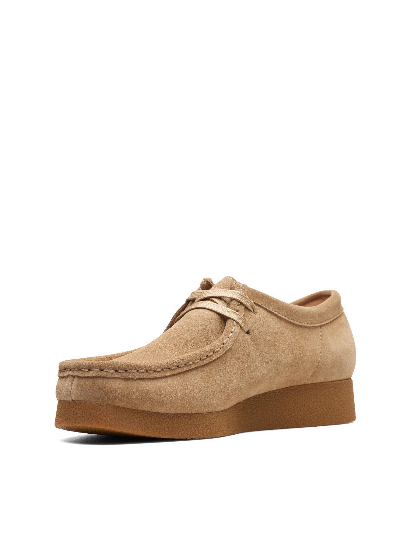Image 6 of 7 of Clarks Wallabee EVO&nbsp;Suede Shoe - Dark Sand