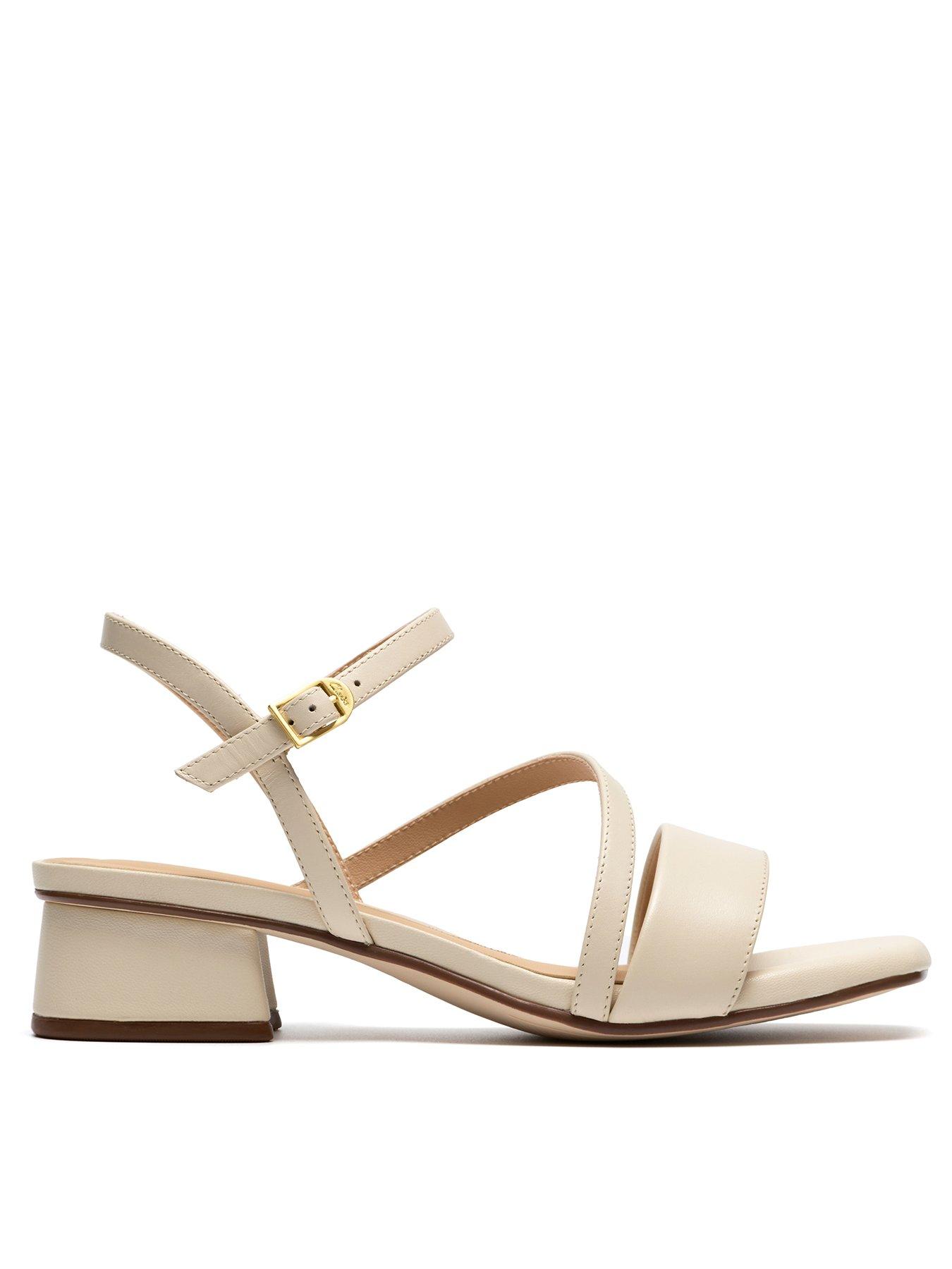 Clarks Serina35 Strap Sandals - Cream Leather