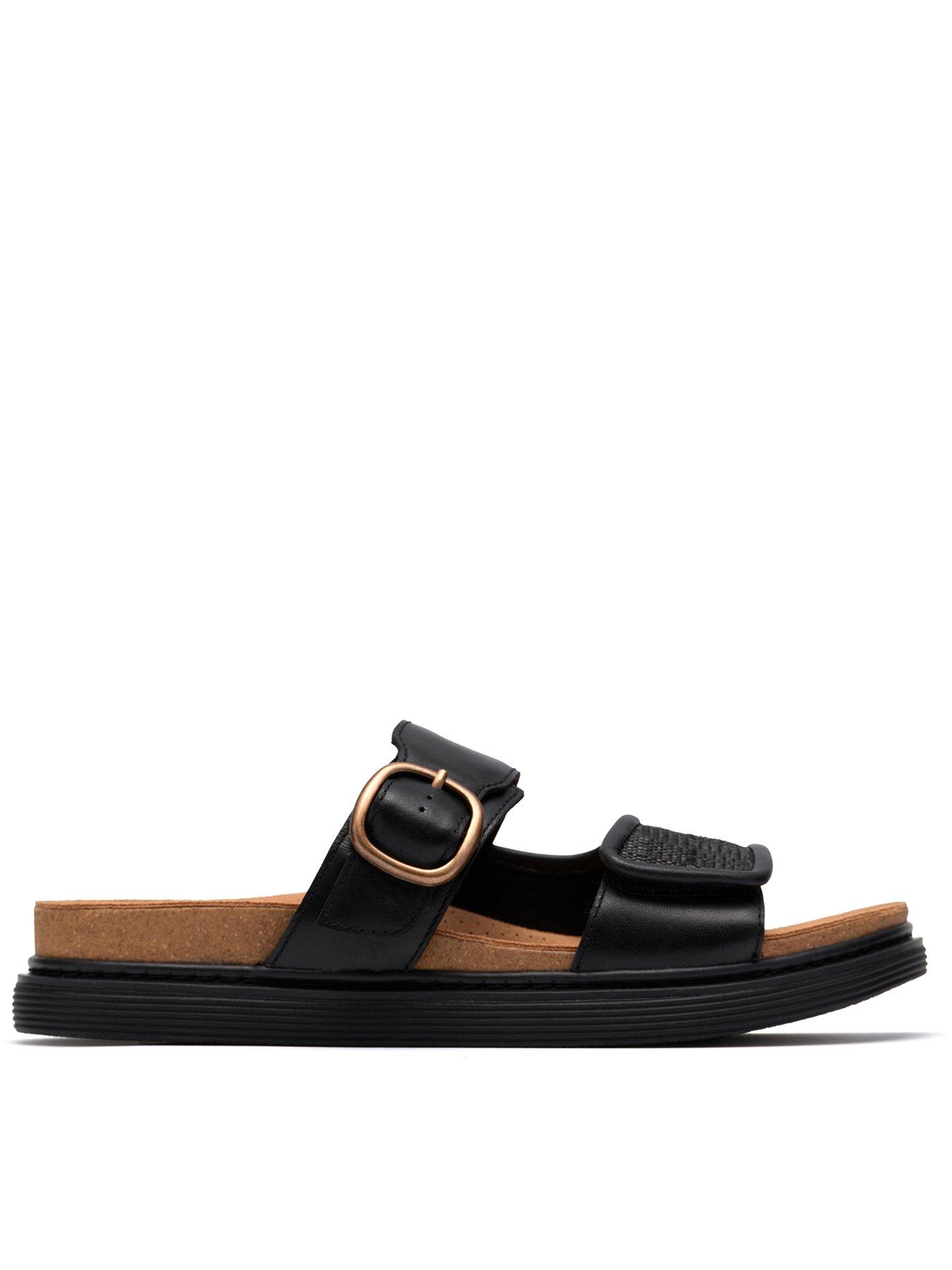Clarks Arwell Step Wide Fit Sandals - Black Leather