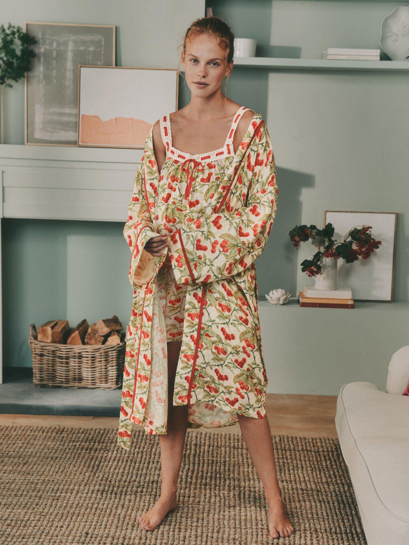 laura-ashley-apple-robe-green