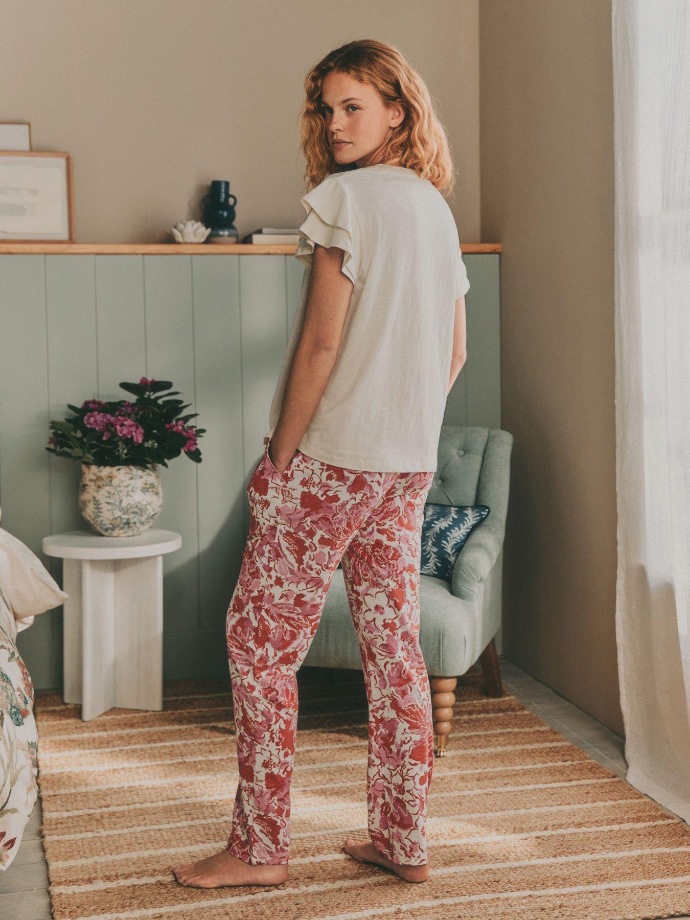 Image 3 of 7 of Laura Ashley Peony Ruffle Short Sleeve Jersey Pyjamas - Pink