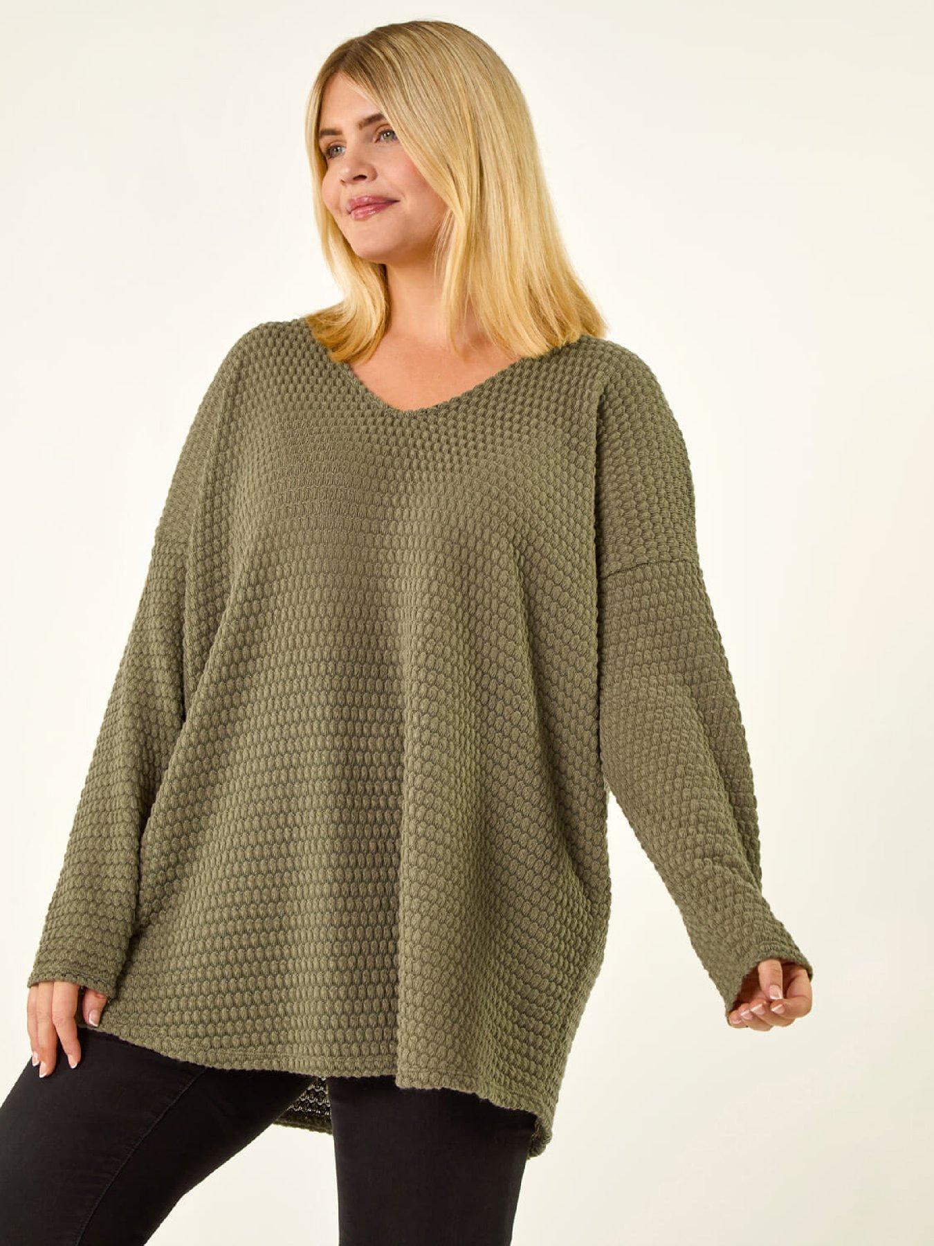 Roman Curve Textured V-neck Stretch Top - Sage