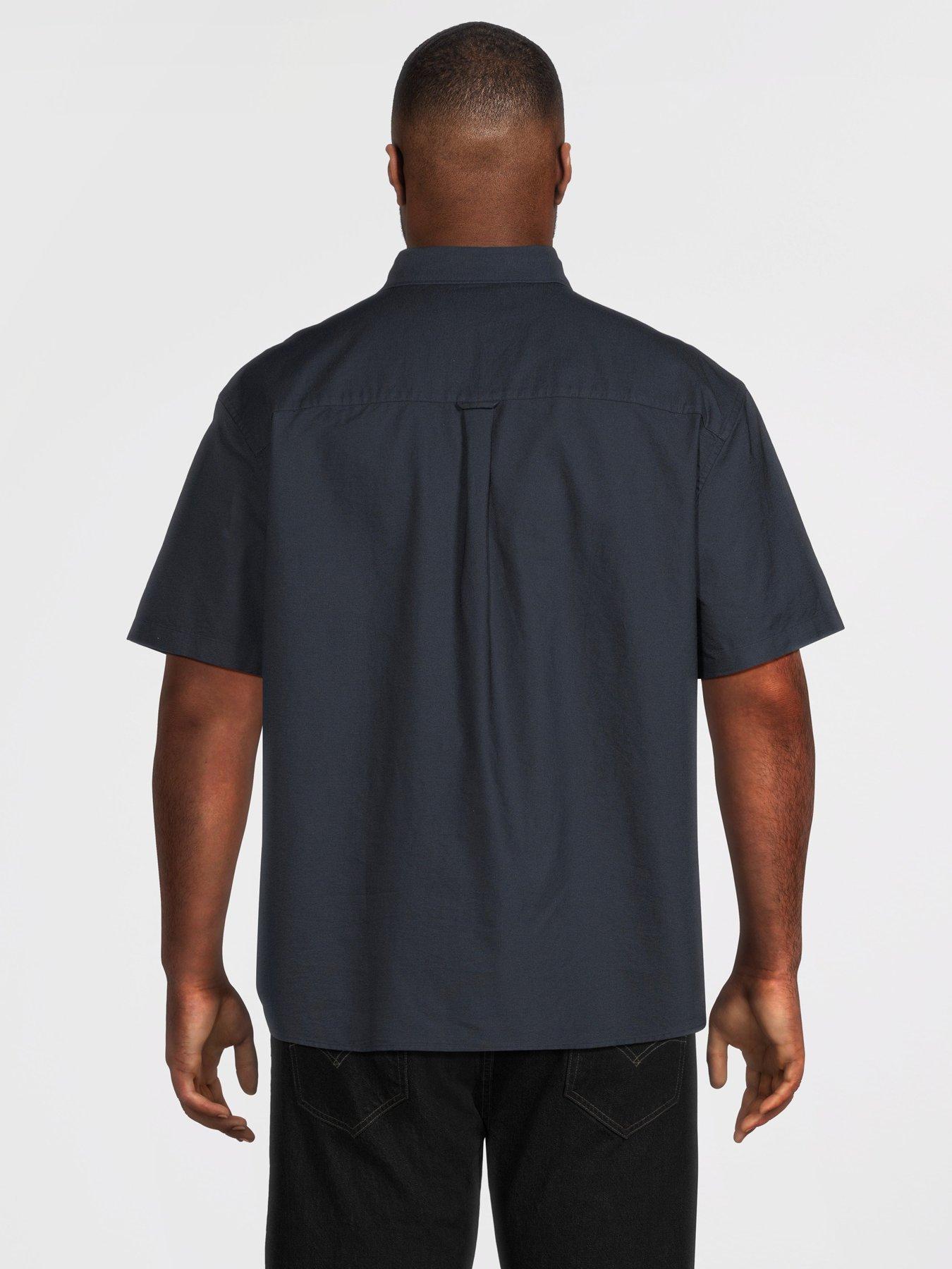 Image 2 of 5 of Lyle & Scott Big &amp; Tall Short Sleeve Oxford Shirt - Navy