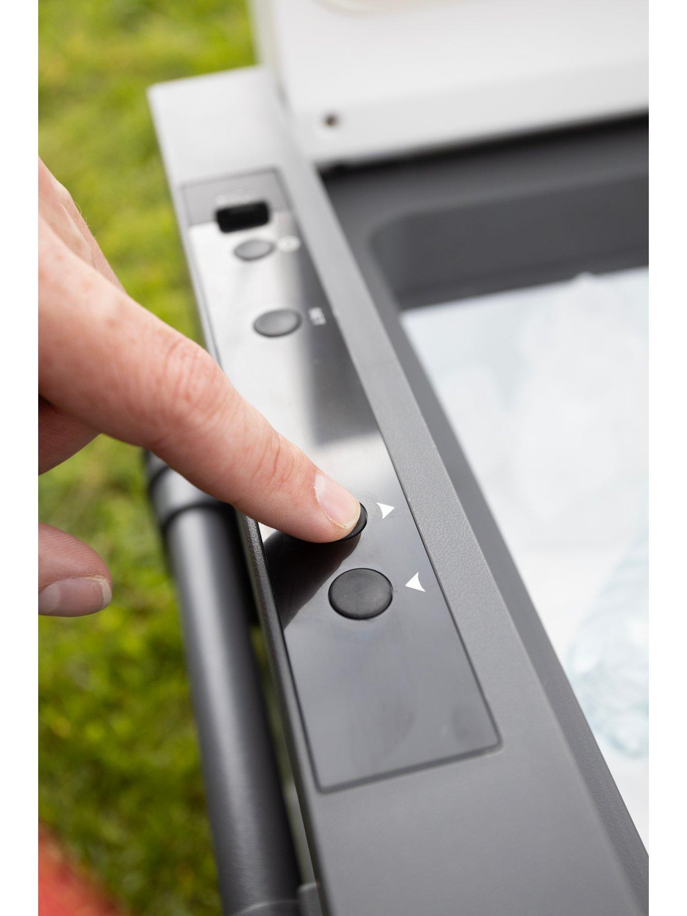 Image 5 of 7 of Vango C-Pinnacle 25L Freezer Cooler Box