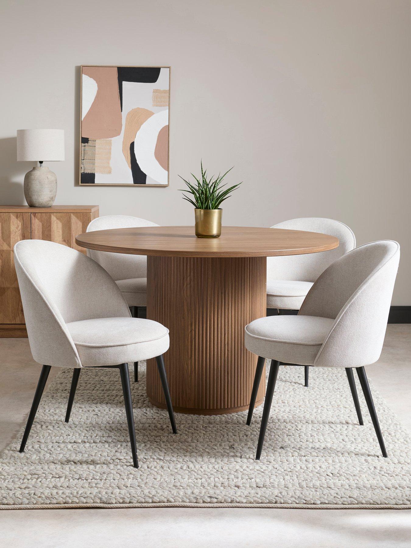 The Very Collection Carina Mid Oak 120cm Round Dining Table & 4 Carina Natural Chairs