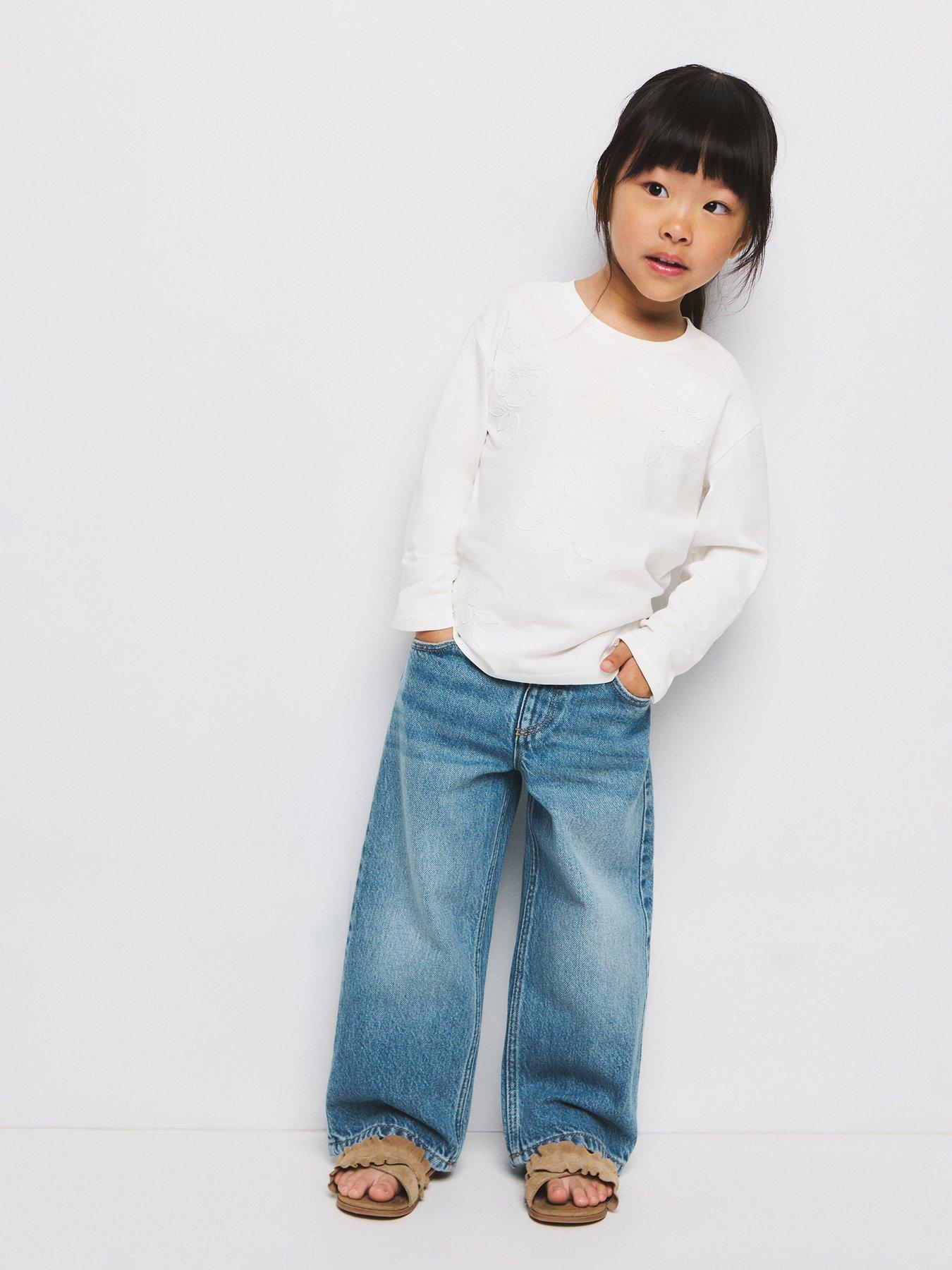 Image 1 of 5 of Mango Younger Girls Flower Badge Long Sleeve T-Shirt - Light Cream