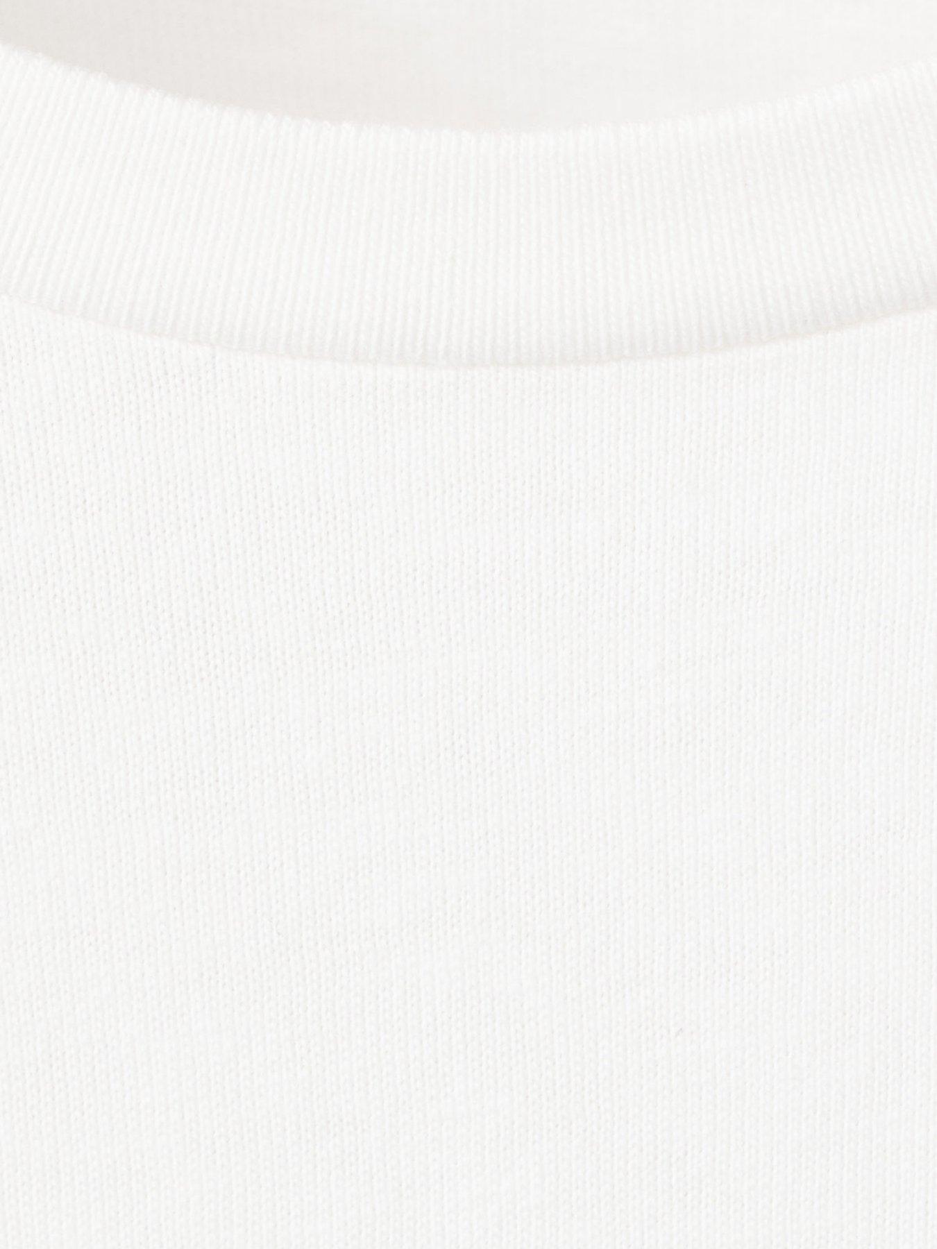 Image 4 of 5 of Mango Younger Girls Flower Badge Long Sleeve T-Shirt - Light Cream