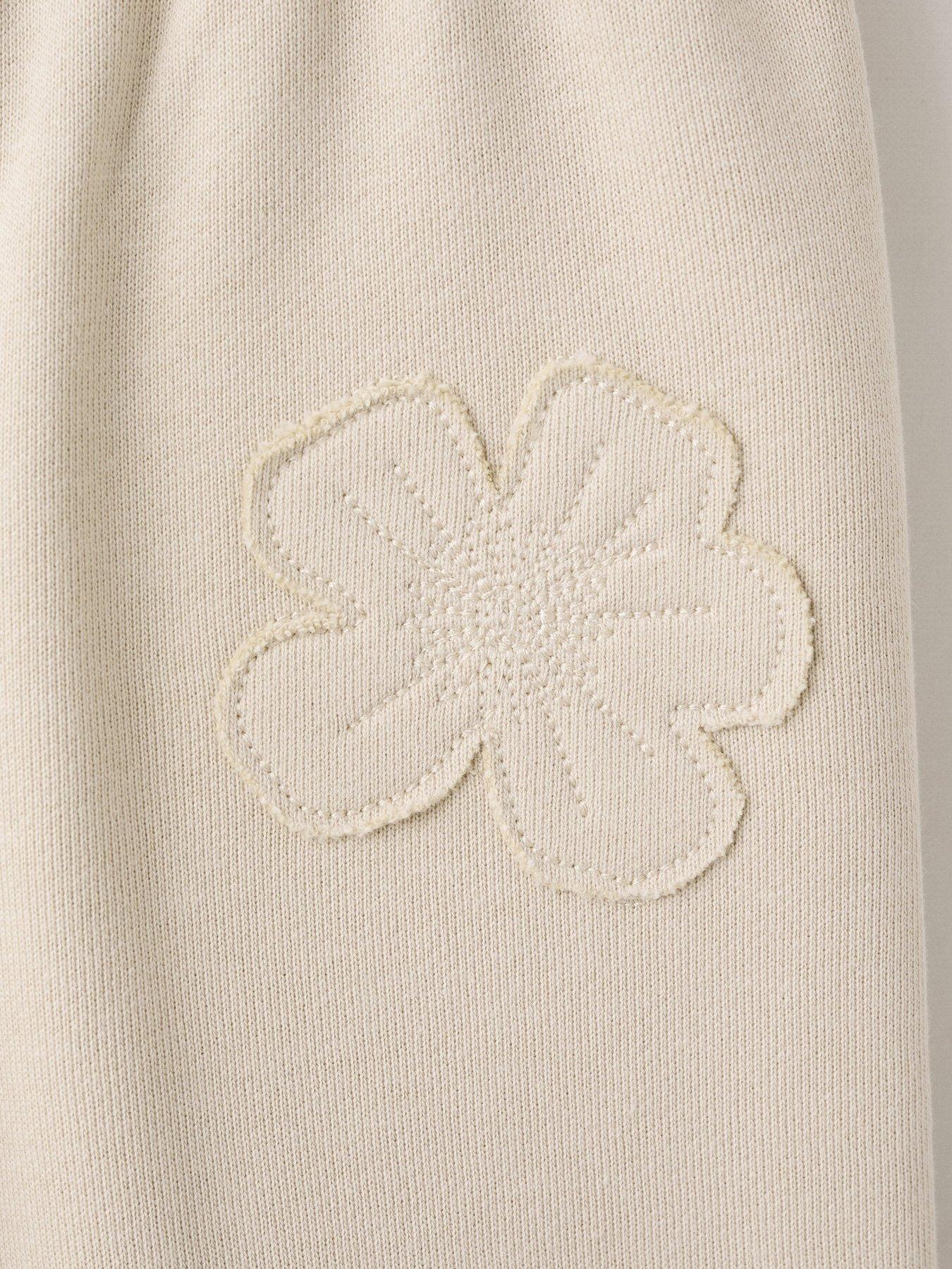 Image 4 of 5 of Mango Younger Girls Flower Co-ord Joggers - Beige