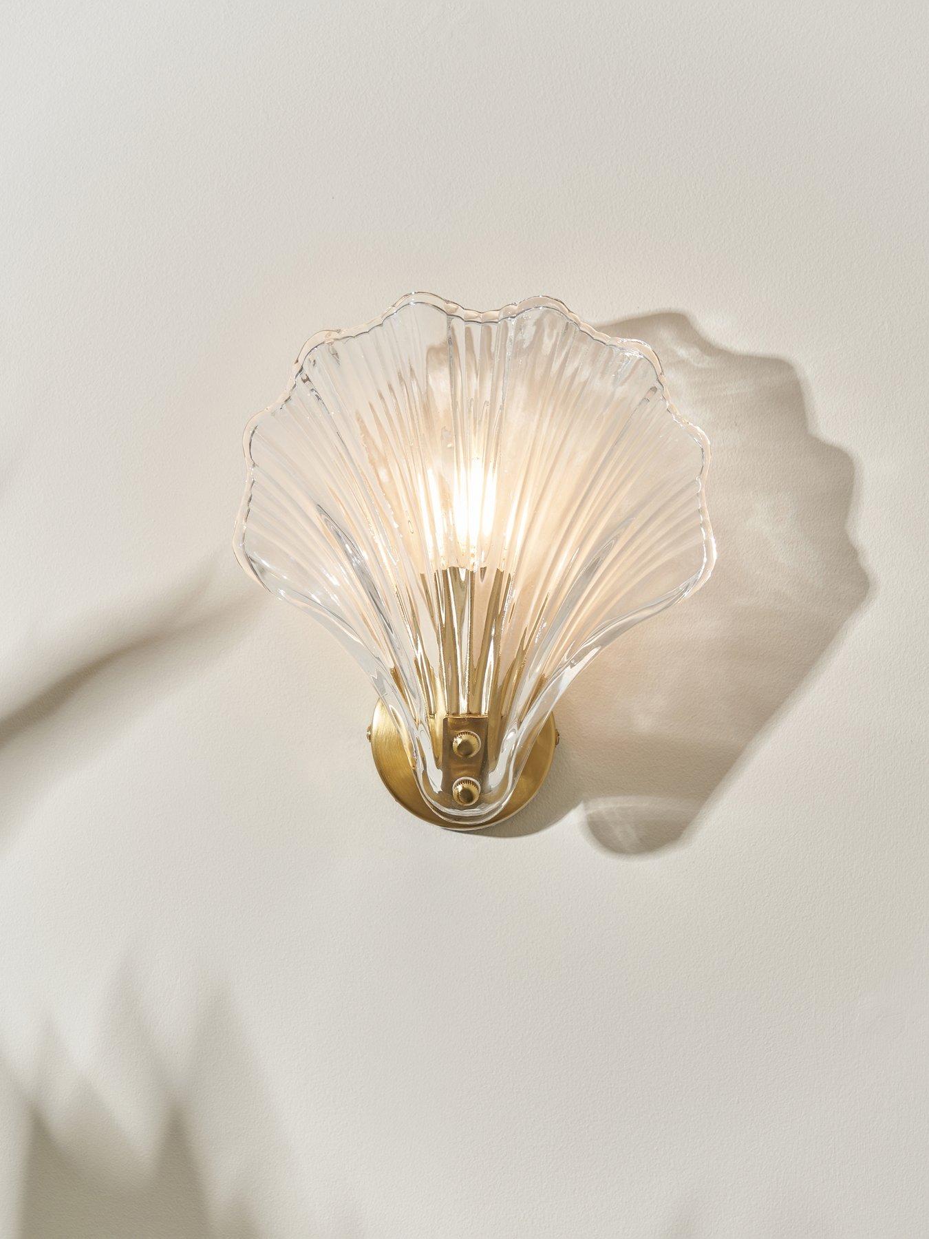 The Very Collection Shell Wall Light