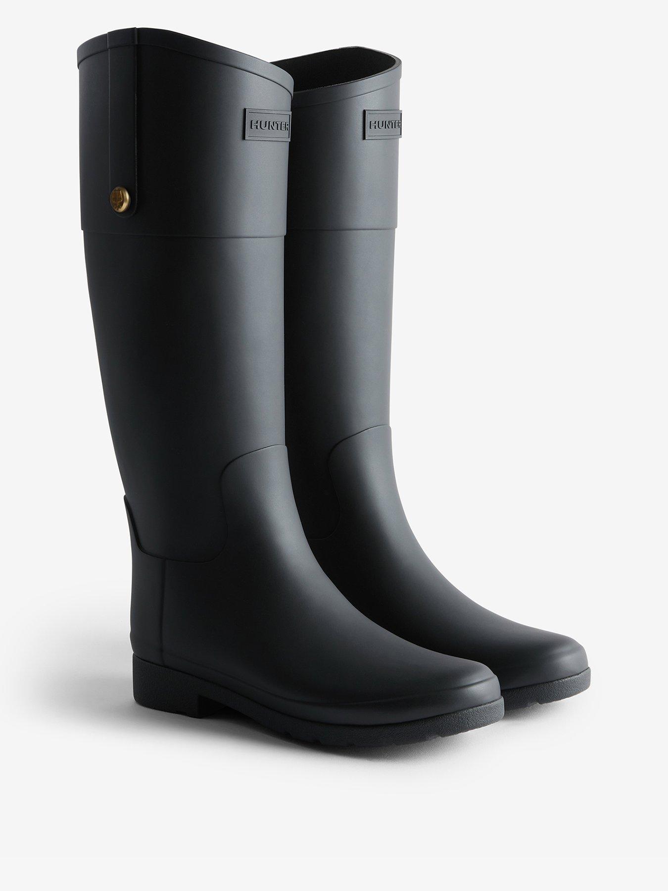 Hunter Refined Gold Trim Riding Wellington Boot - Black