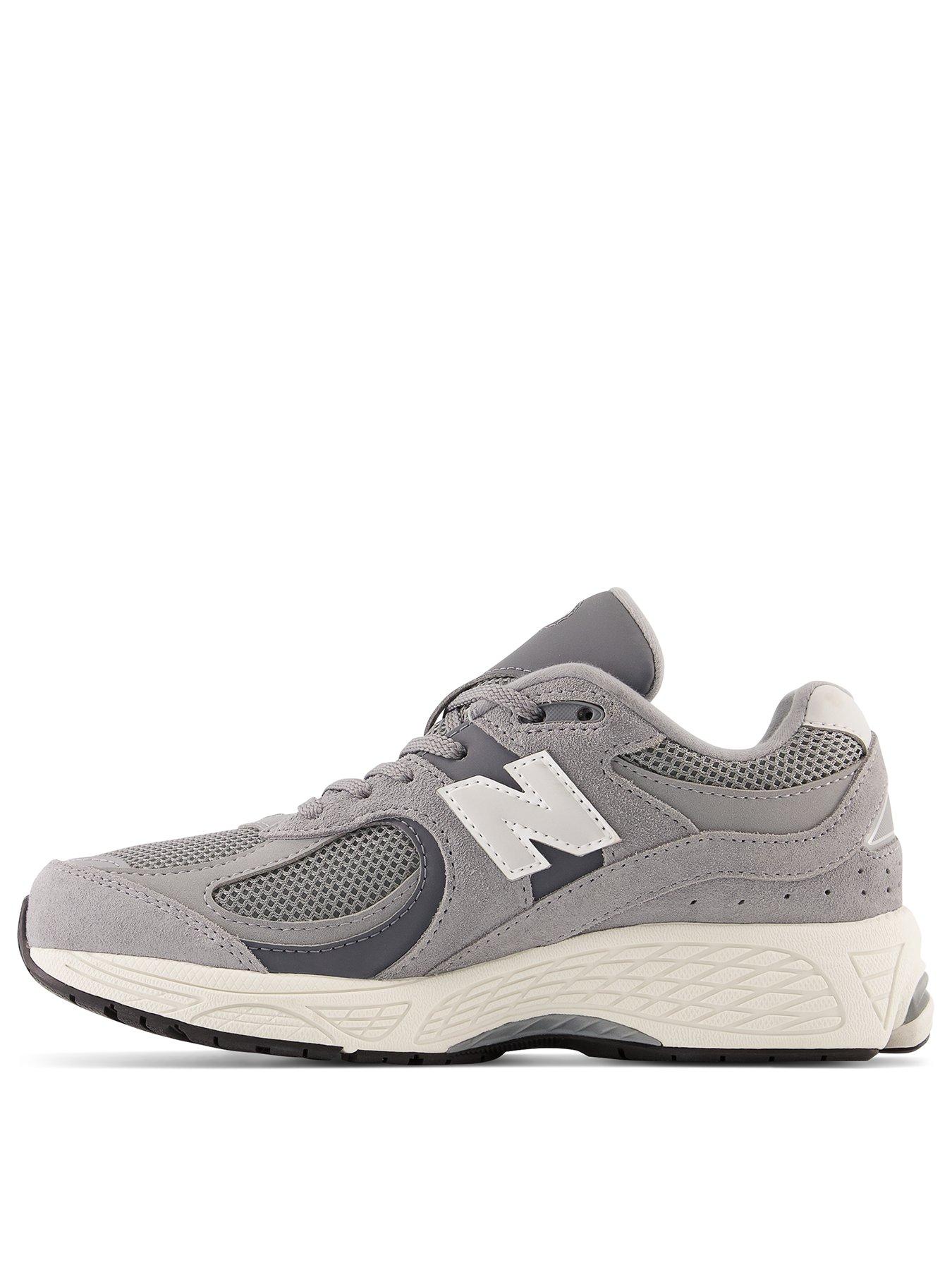 Image 3 of 4 of New Balance Junior 2002 Trainer - Blue