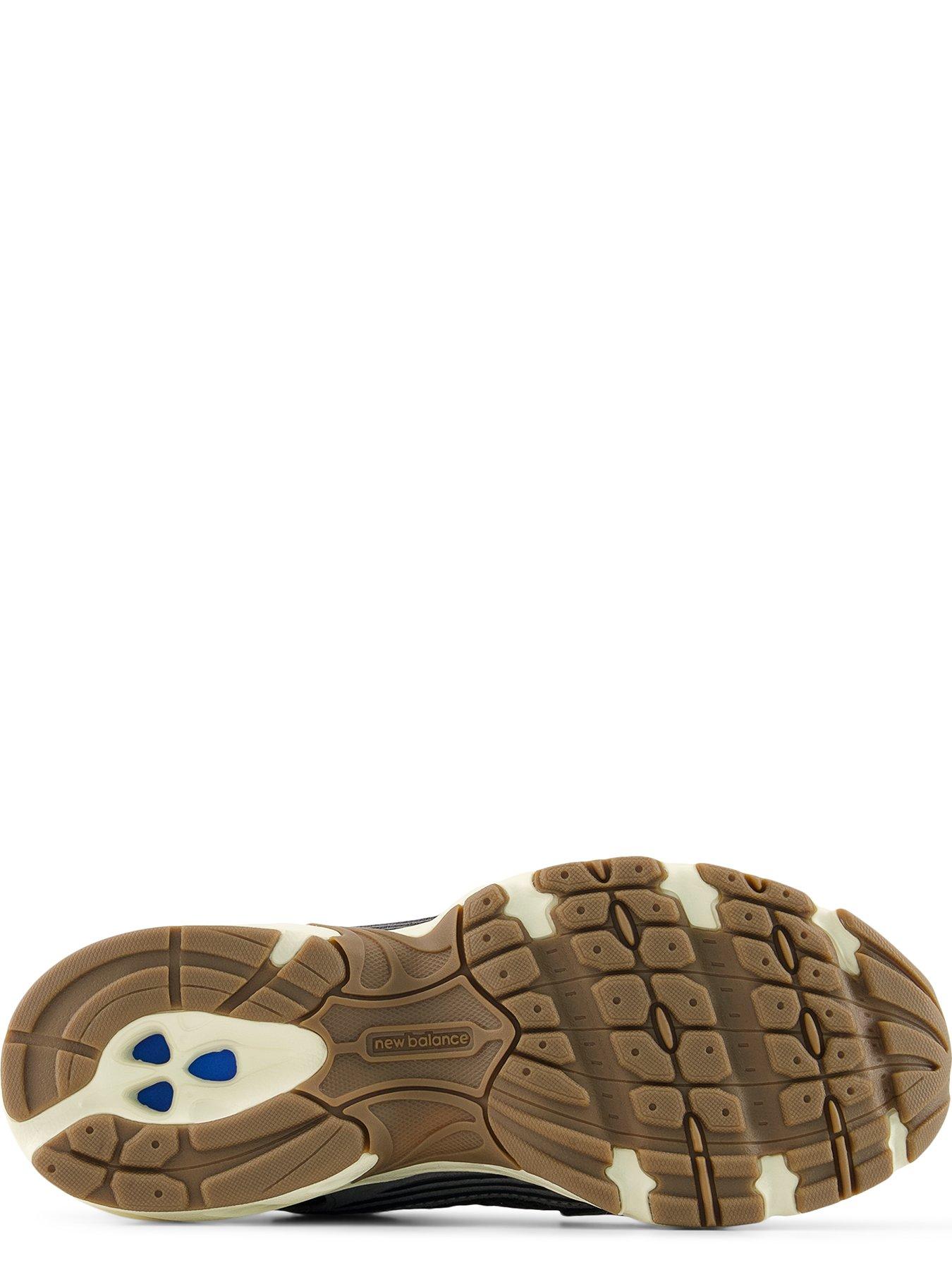 Image 5 of 5 of New Balance Womens 530 Trainer - Black