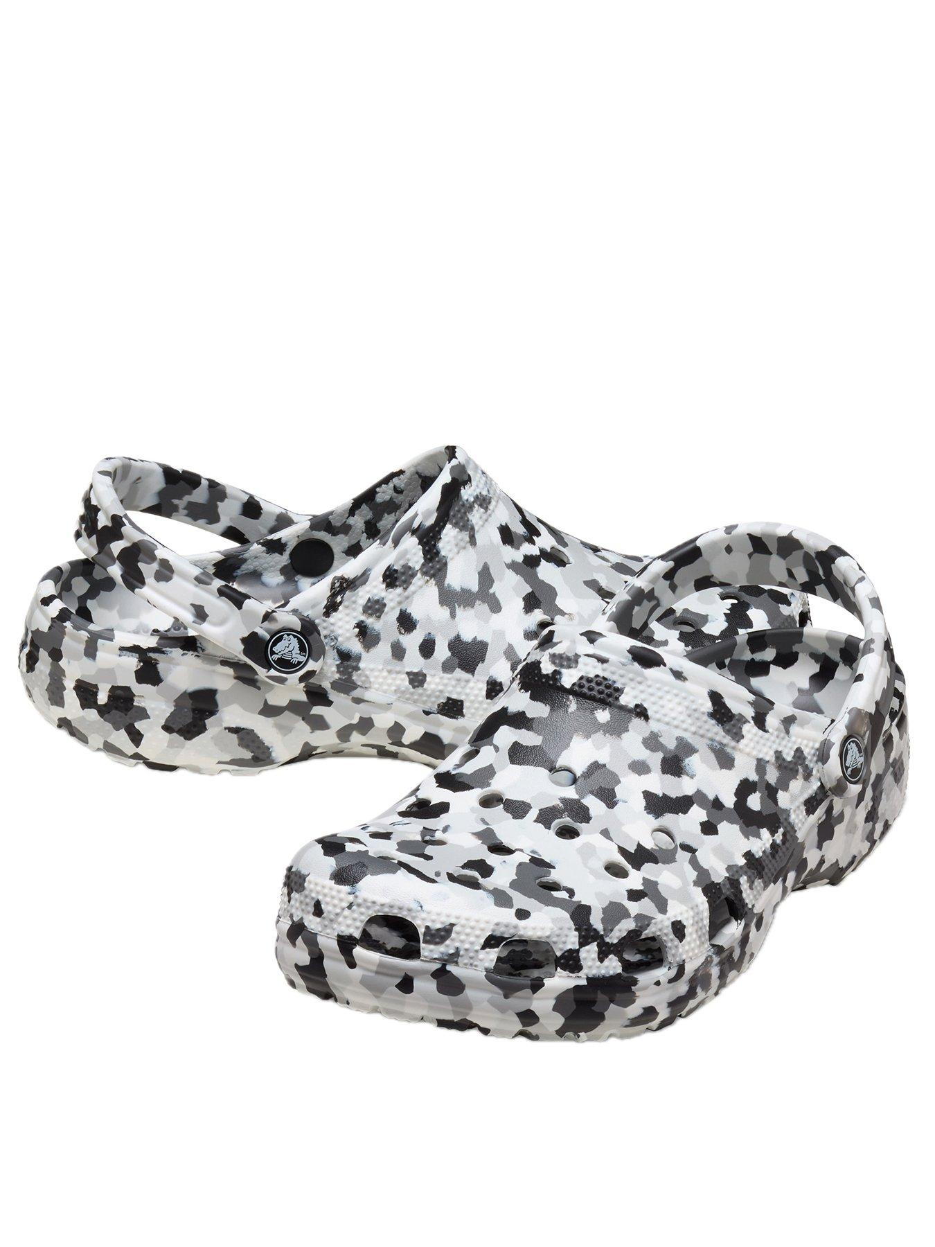 Image 2 of 6 of Crocs Men's Classic Confetti Clog Sandal - Black/White
