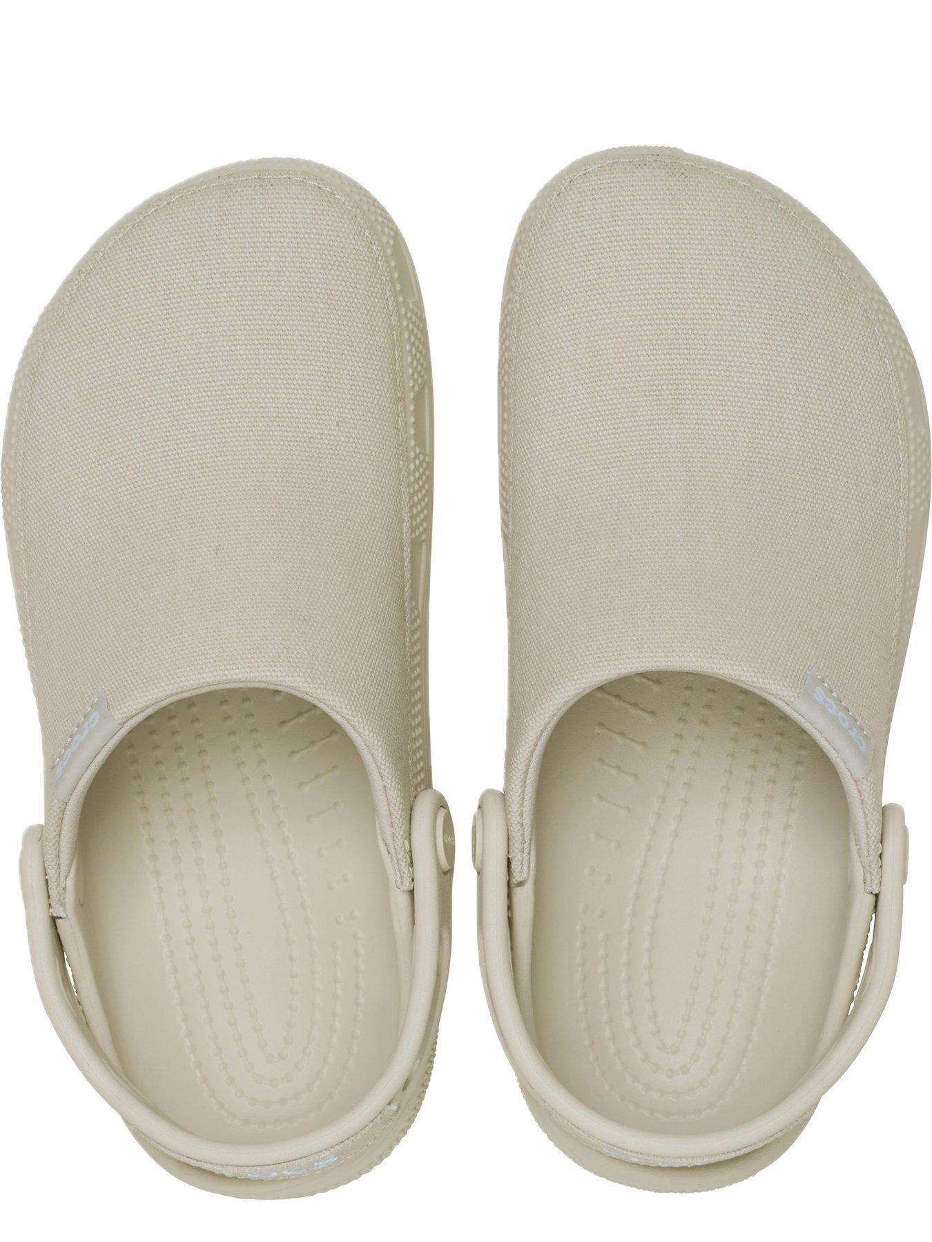 Image 3 of 6 of Crocs Crocs Men's Classic Crafted Clog Sandal