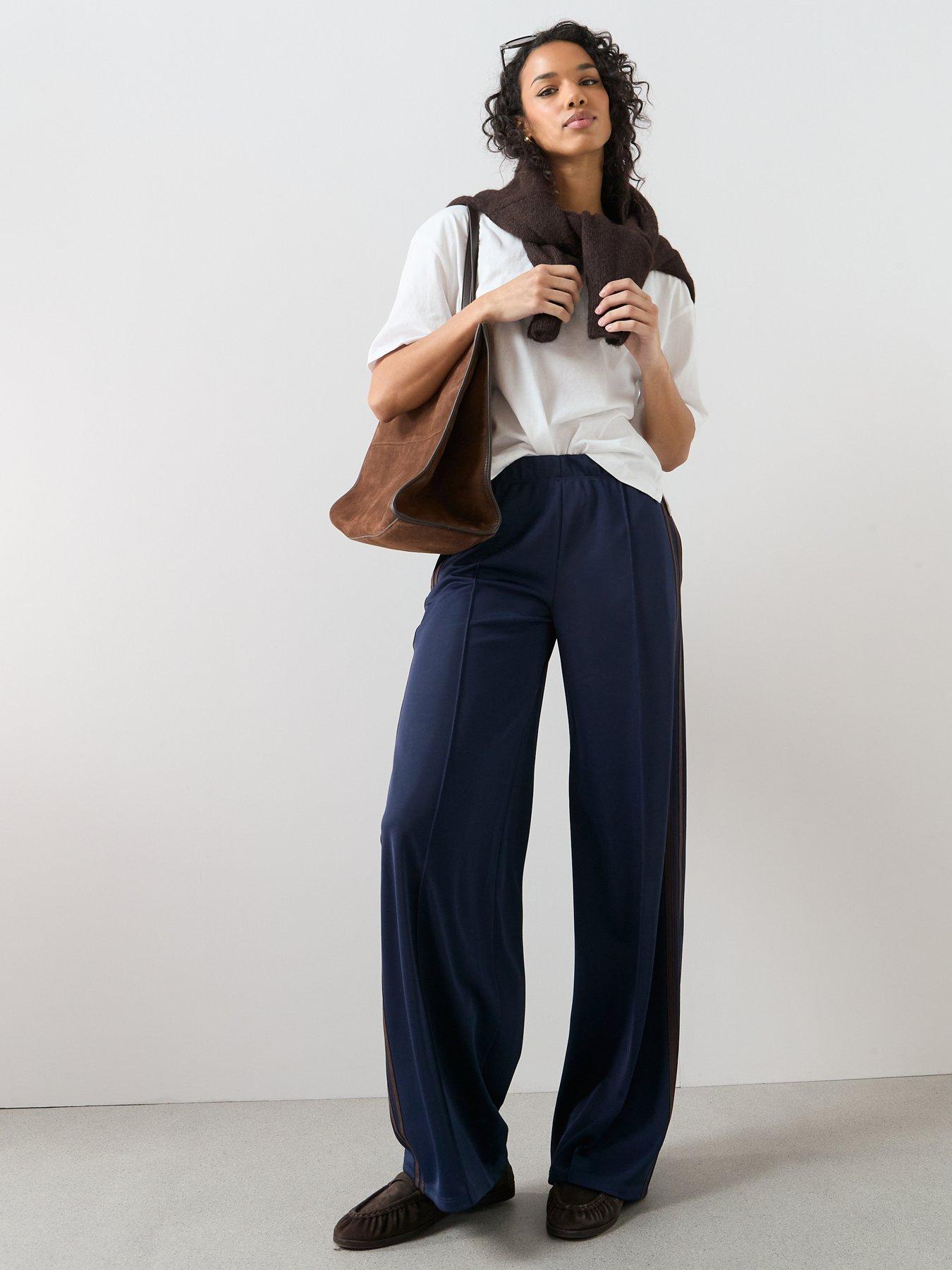 Image 6 of 7 of The Very Collection Wide Leg High Waisted Side Stripe Jogger - Navy