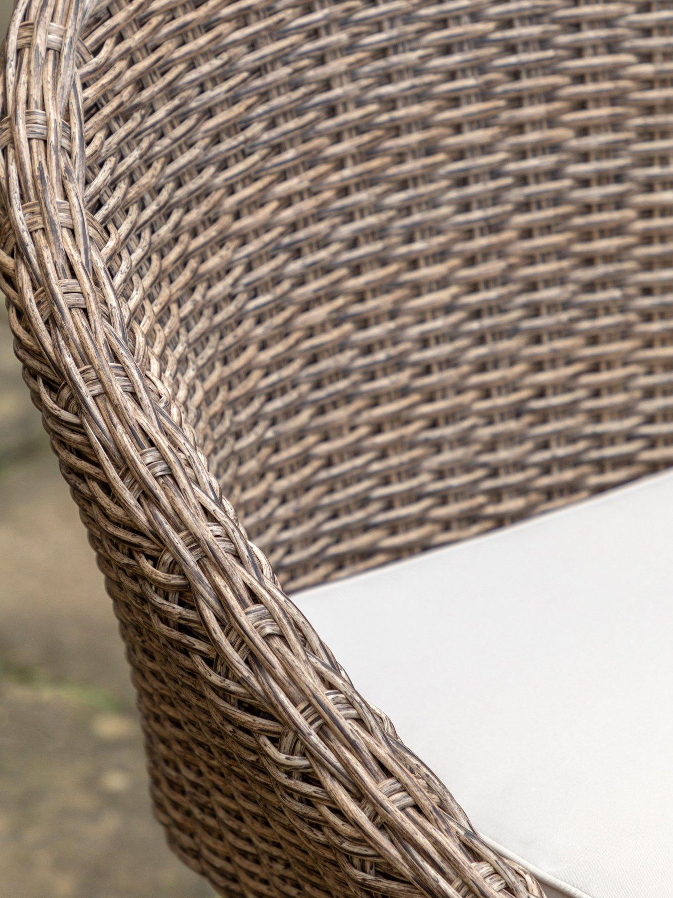 Image 3 of 4 of Gallery Direct Avena 4 Seater Round Dining Set