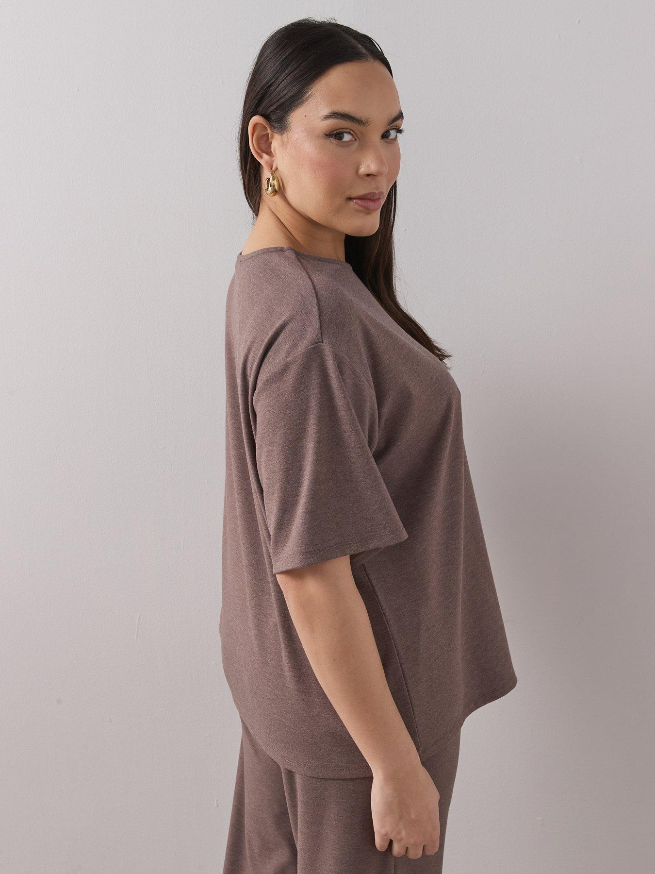 Image 2 of 6 of The Very Collection Curve Button Detail T-shirt Co-ord